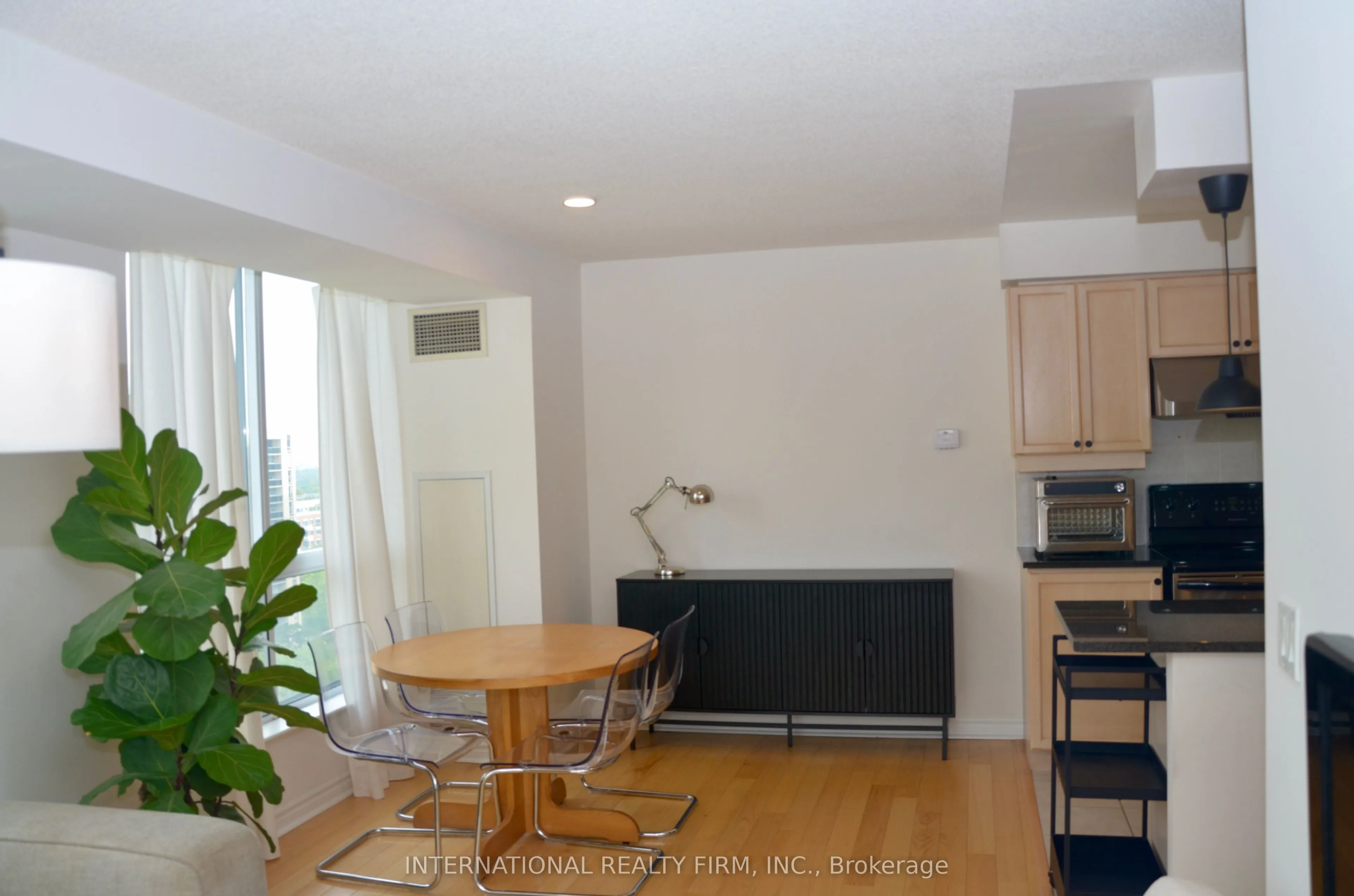 70 High Park Avenue #1403
