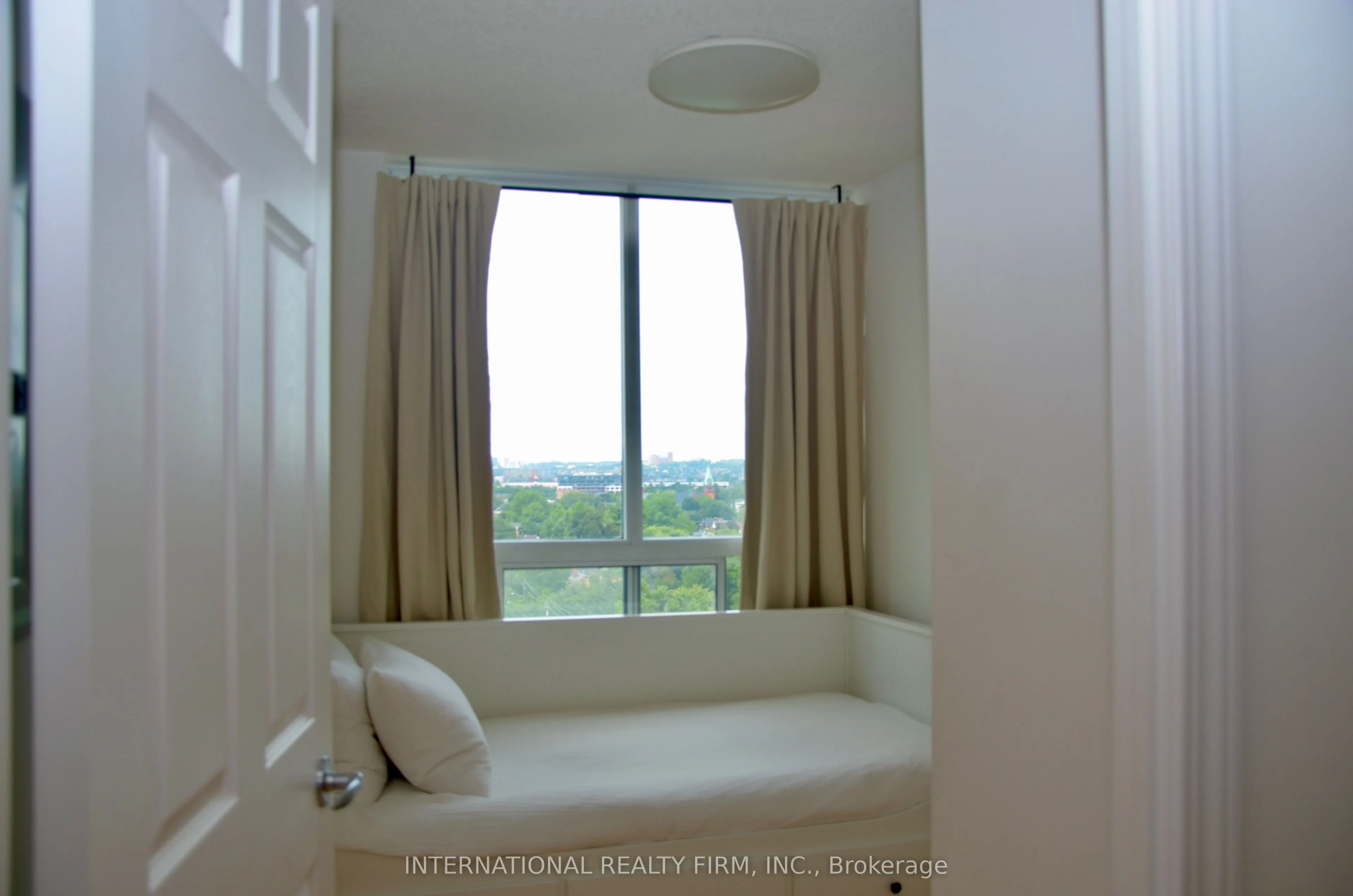 70 High Park Avenue #1403