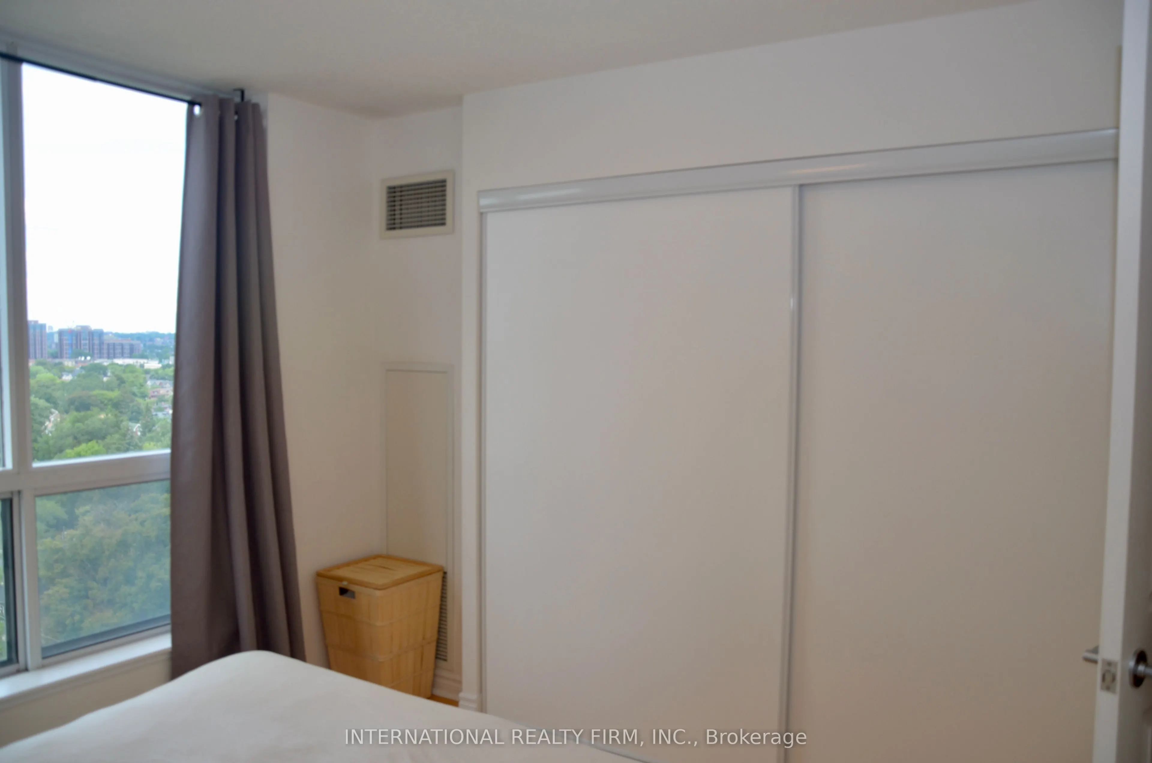 70 High Park Avenue #1403