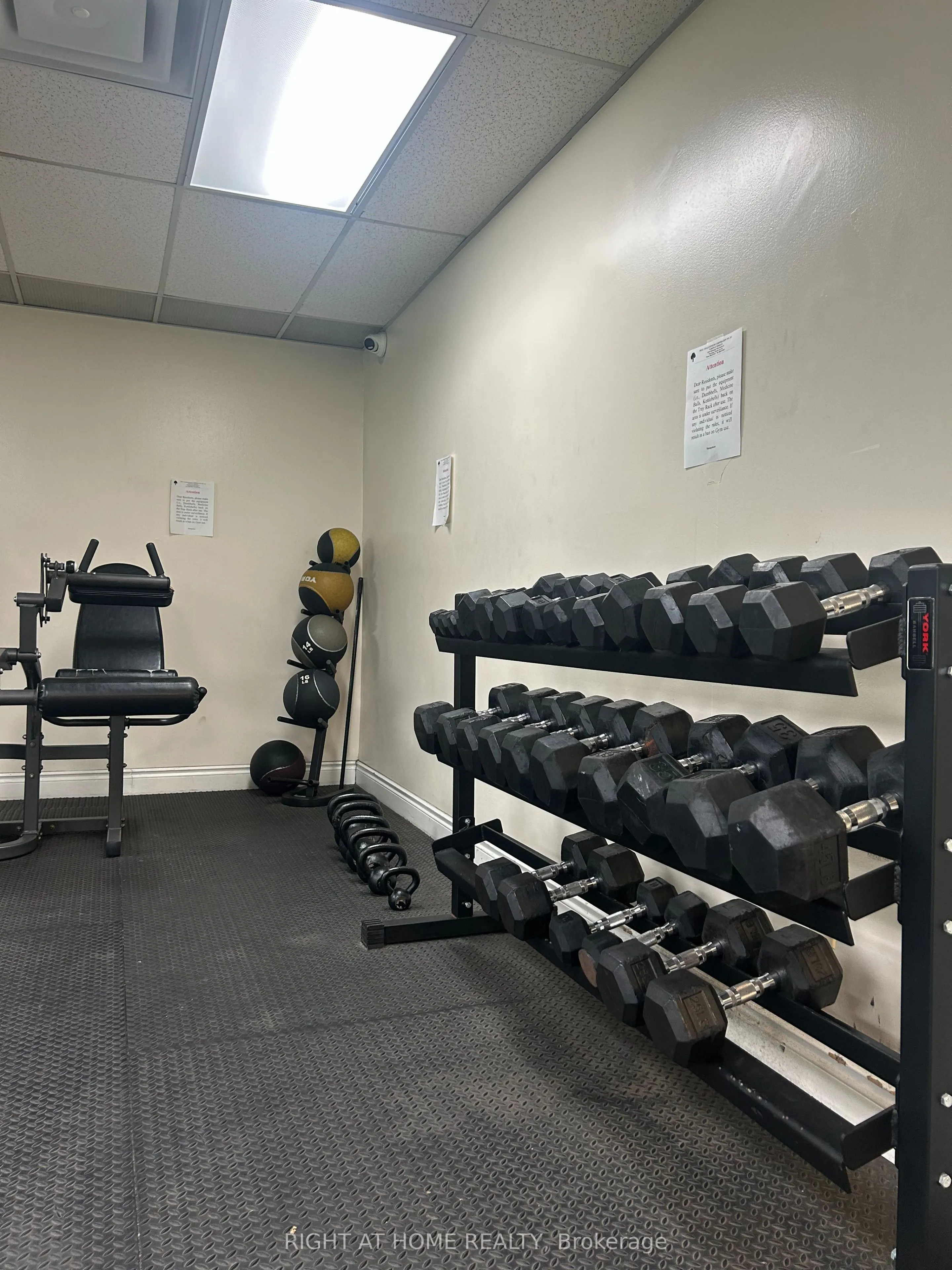 20 Mississauga Valley Boulevard #1801