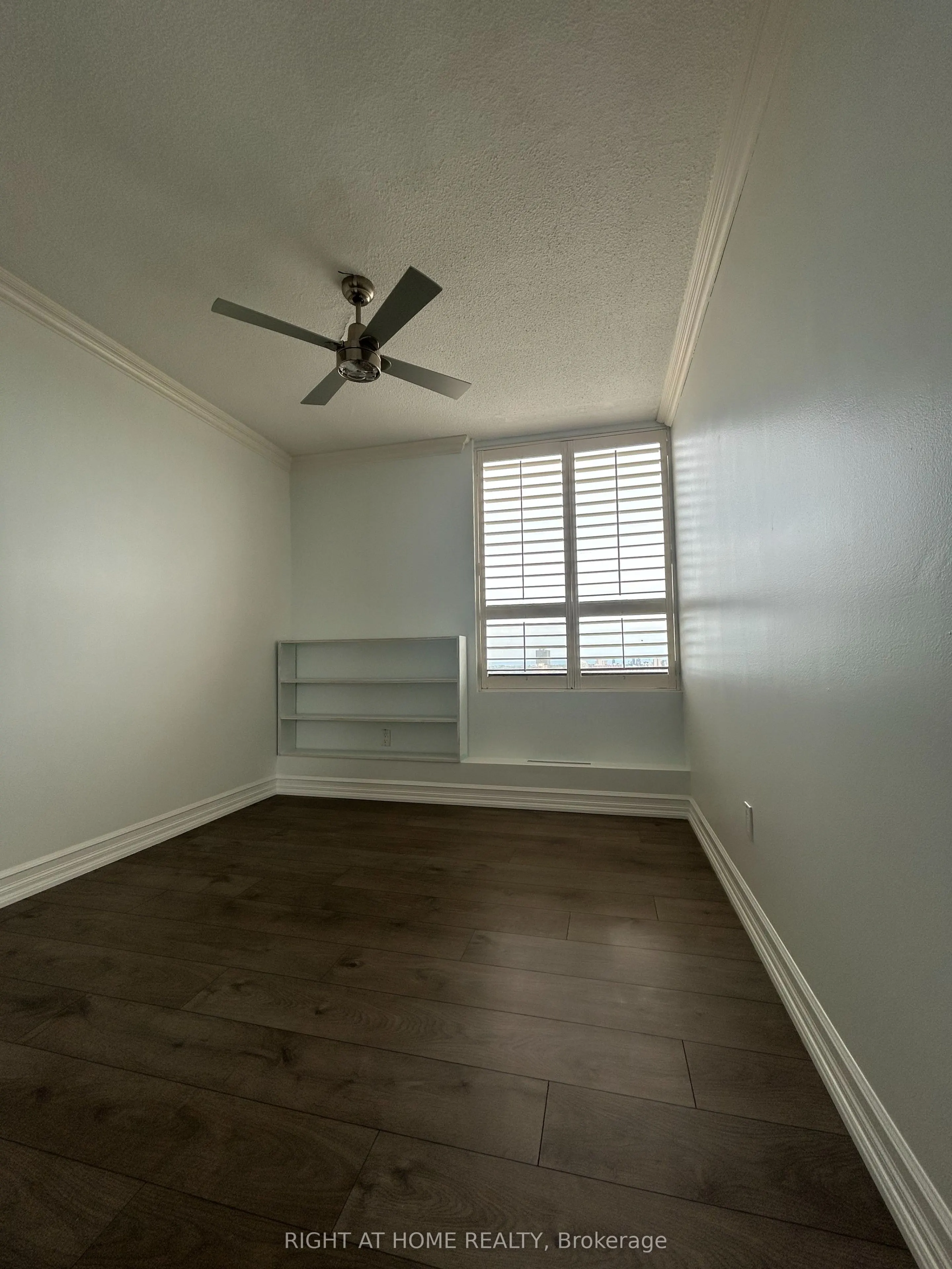 20 Mississauga Valley Boulevard #1801