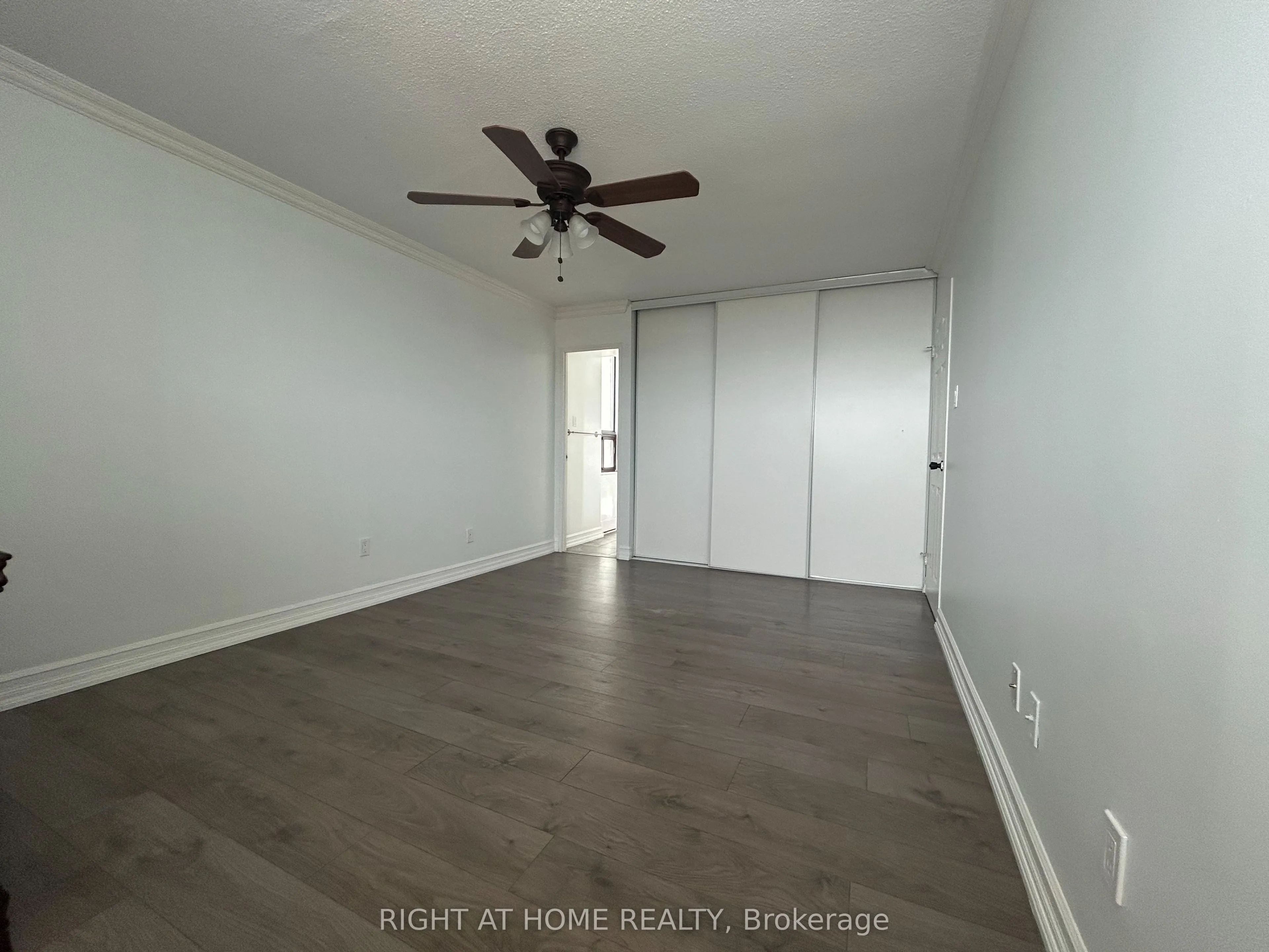 20 Mississauga Valley Boulevard #1801