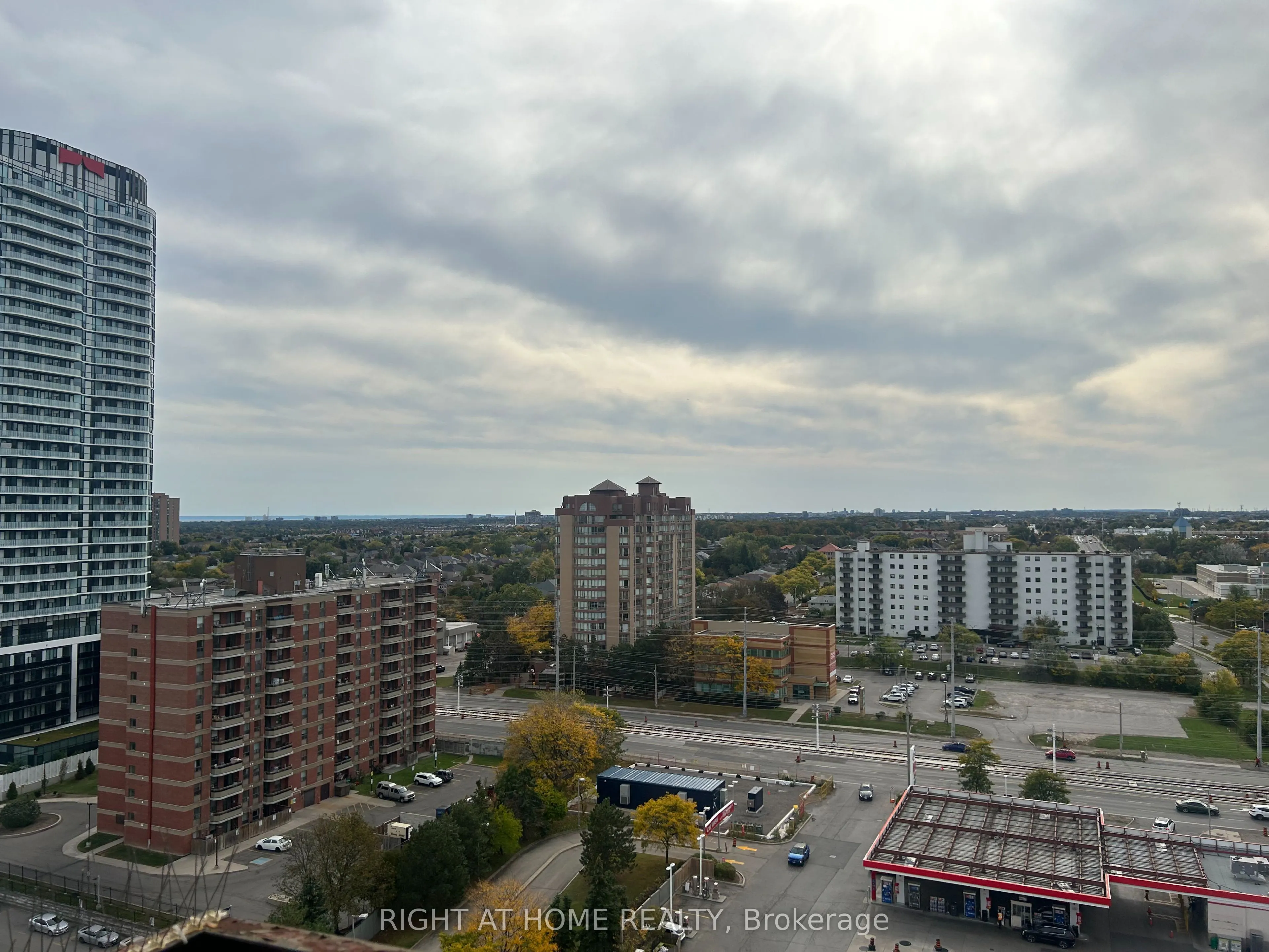 20 Mississauga Valley Boulevard #1801