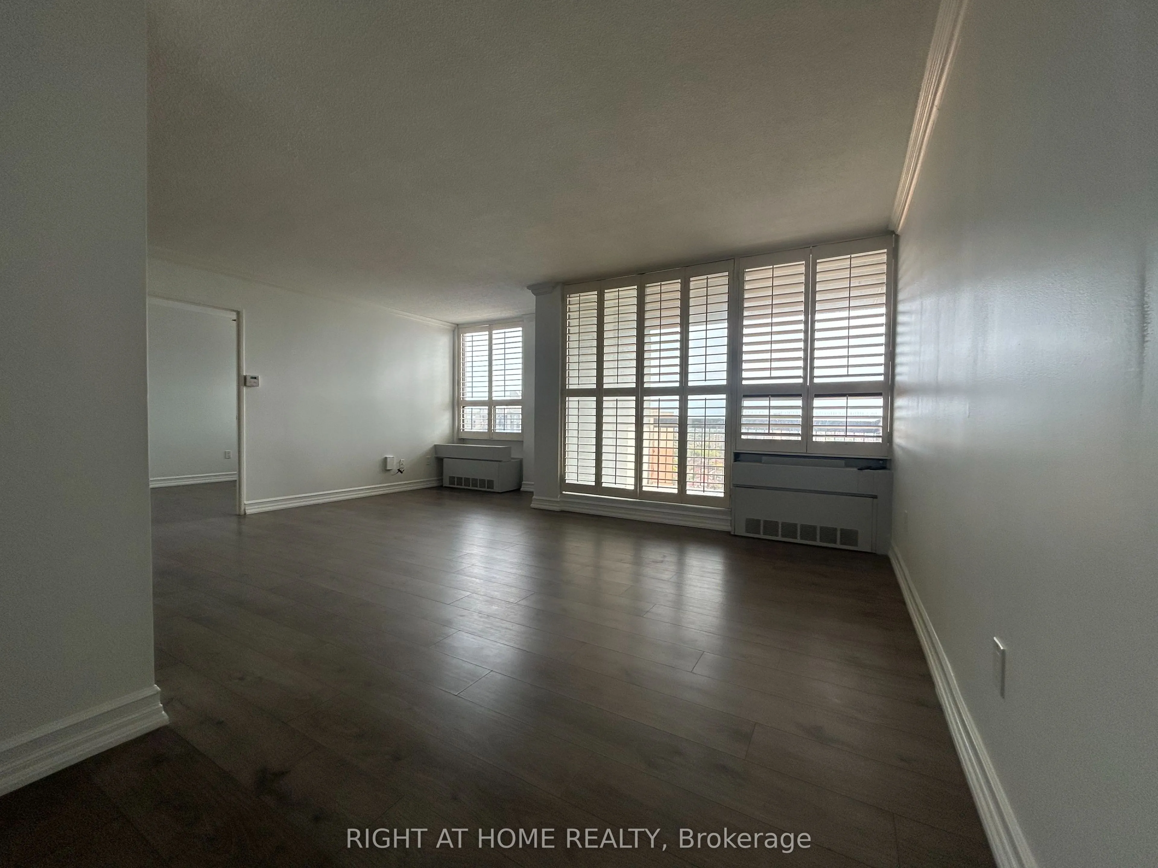 20 Mississauga Valley Boulevard #1801