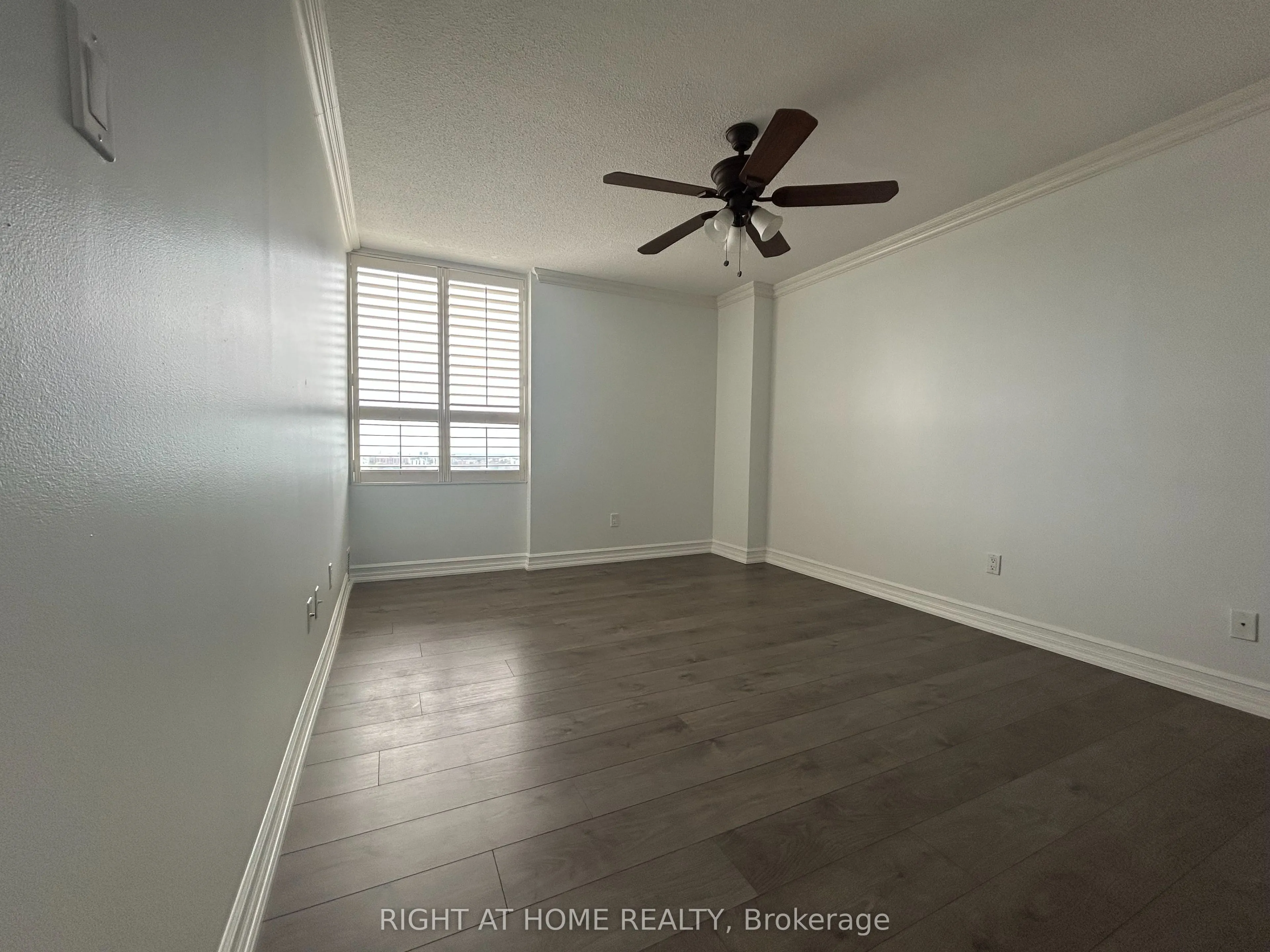 20 Mississauga Valley Boulevard #1801