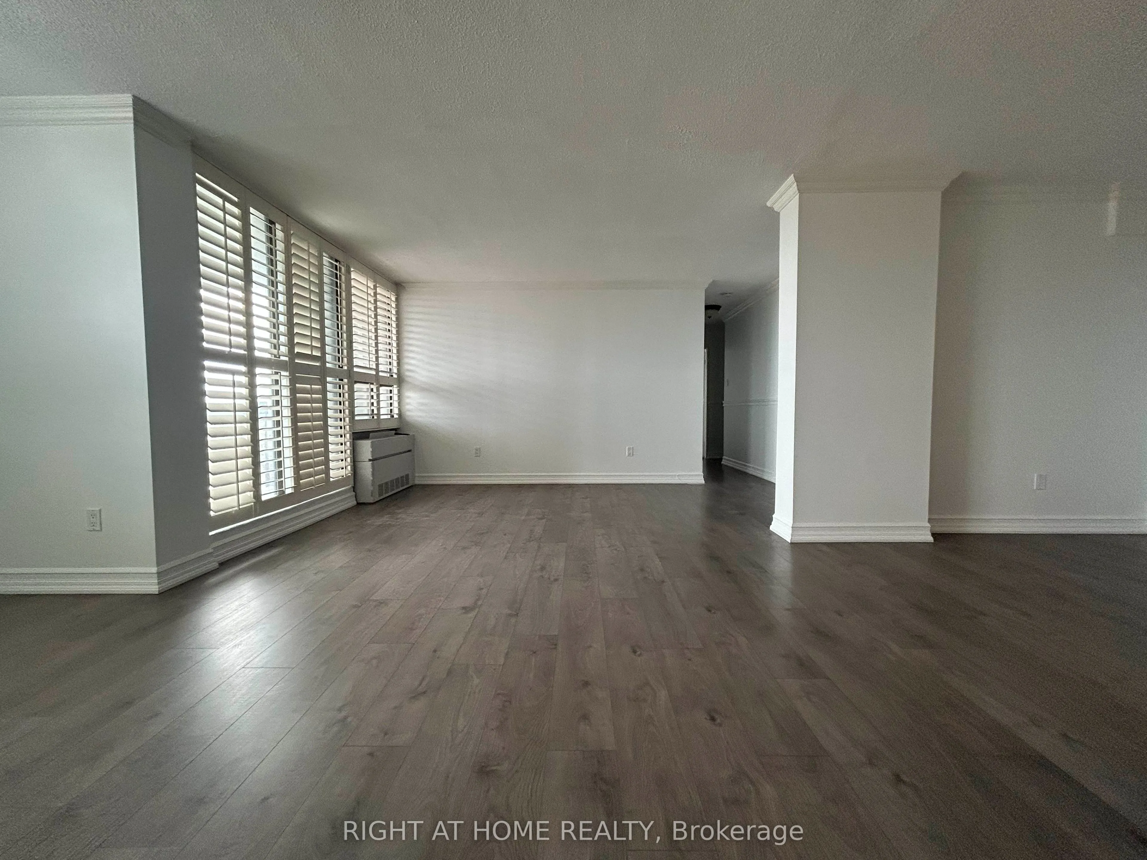 20 Mississauga Valley Boulevard #1801