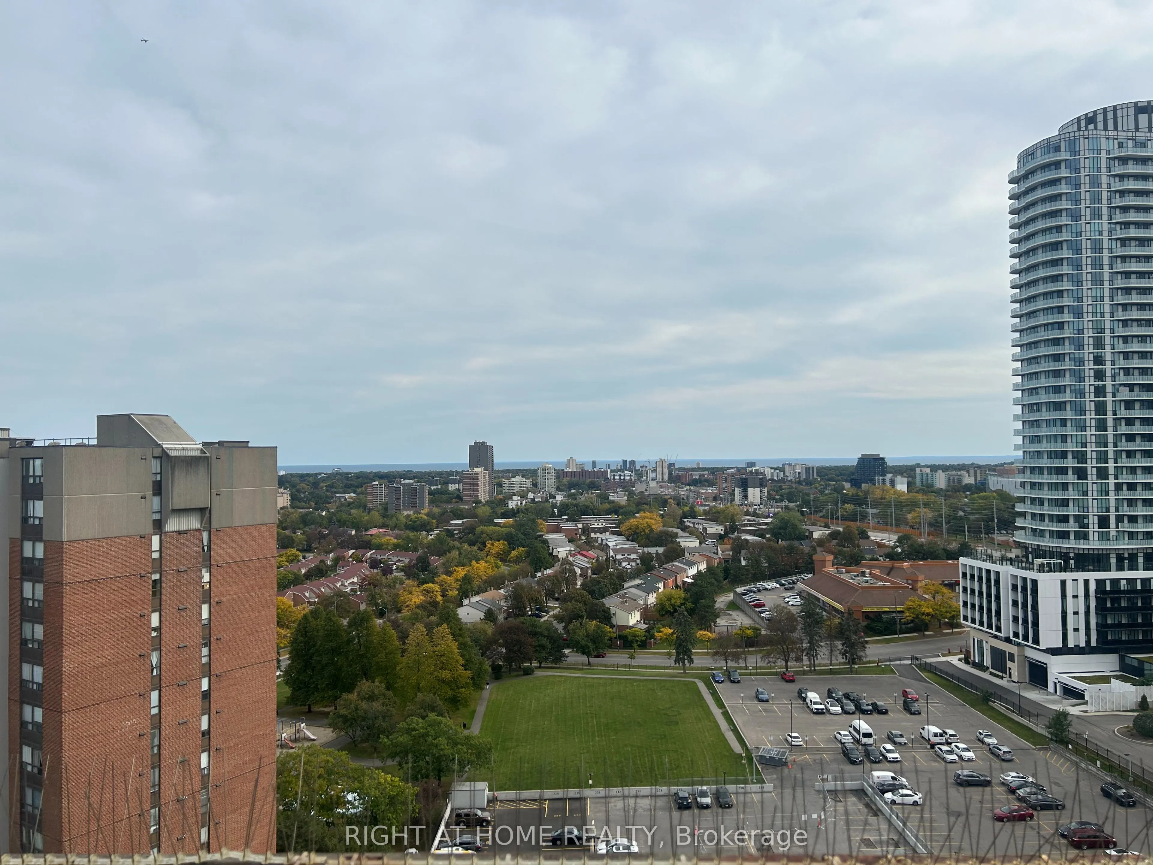 20 Mississauga Valley Boulevard #1801