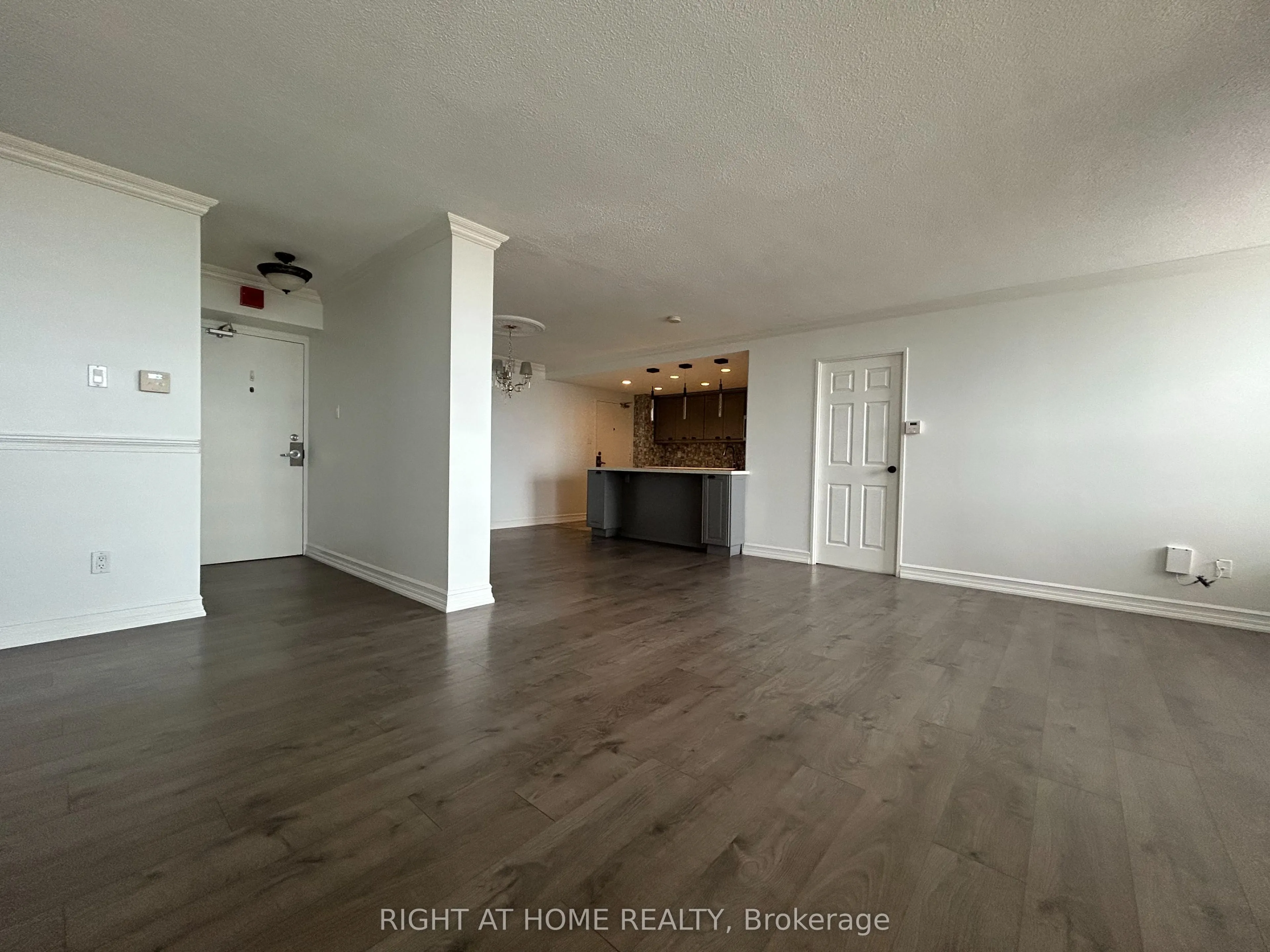 20 Mississauga Valley Boulevard #1801