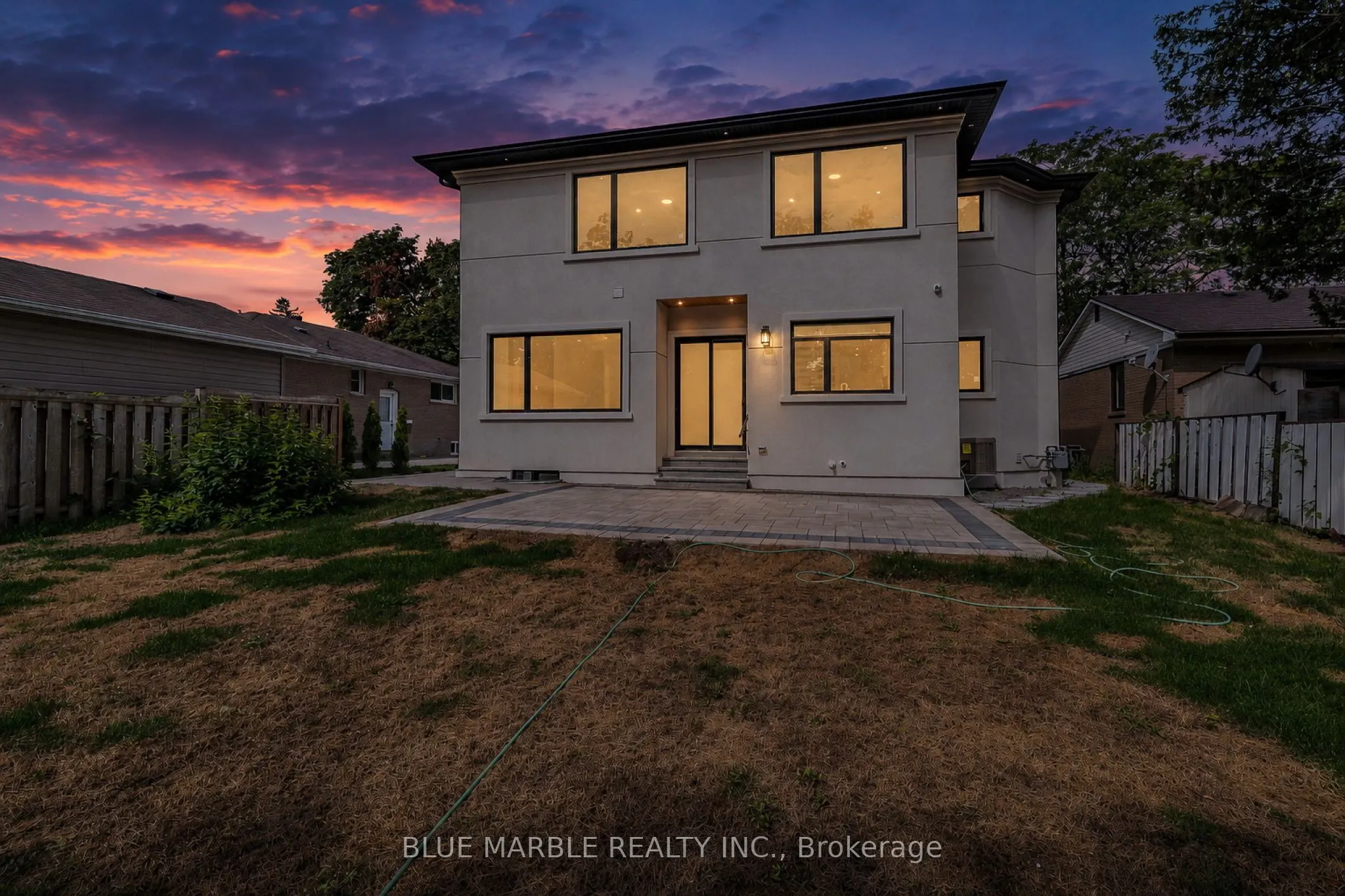 320 Kingsleigh Court