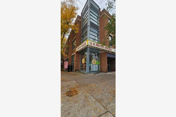 1081 St Clair Avenue W