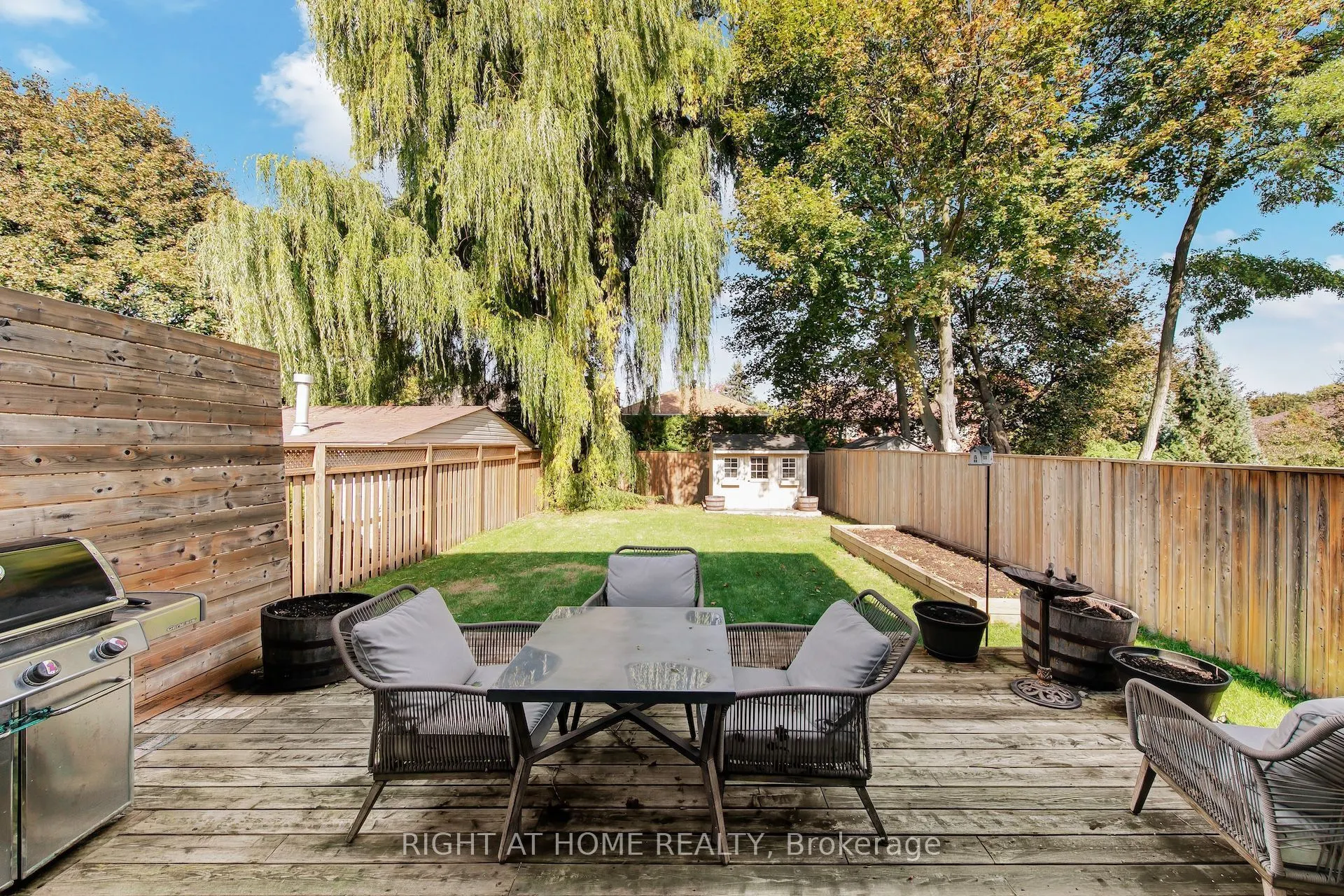 1017 Lorne Park Road