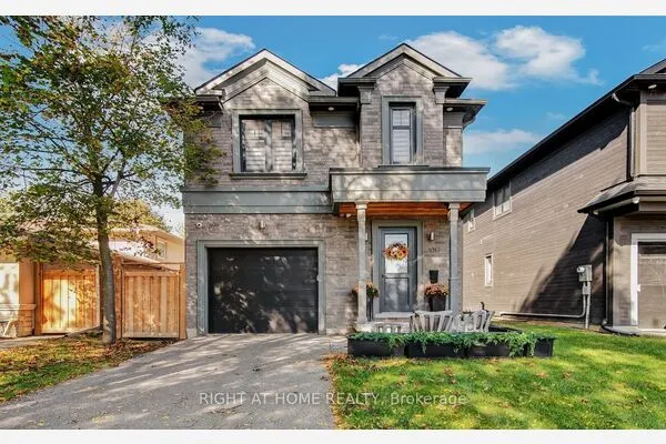 1017 Lorne Park Road