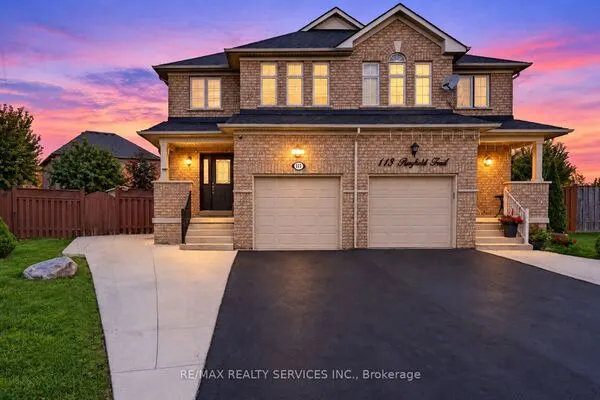 115 Passfield Trail