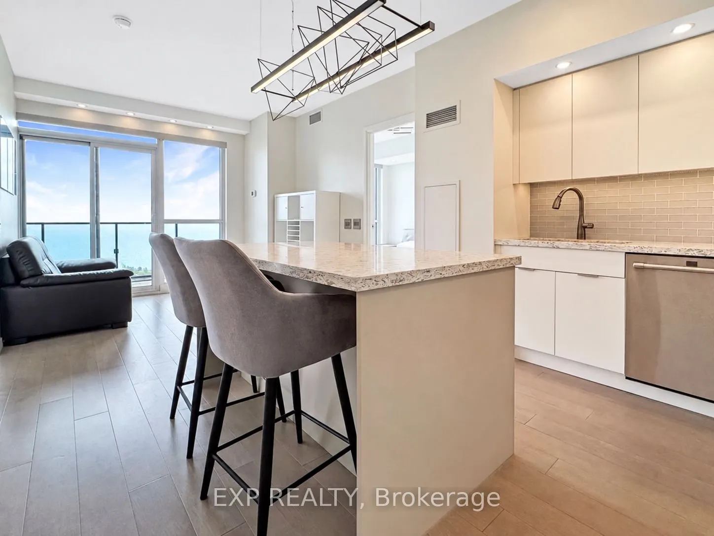 2200 Lakeshore Boulevard W #3210