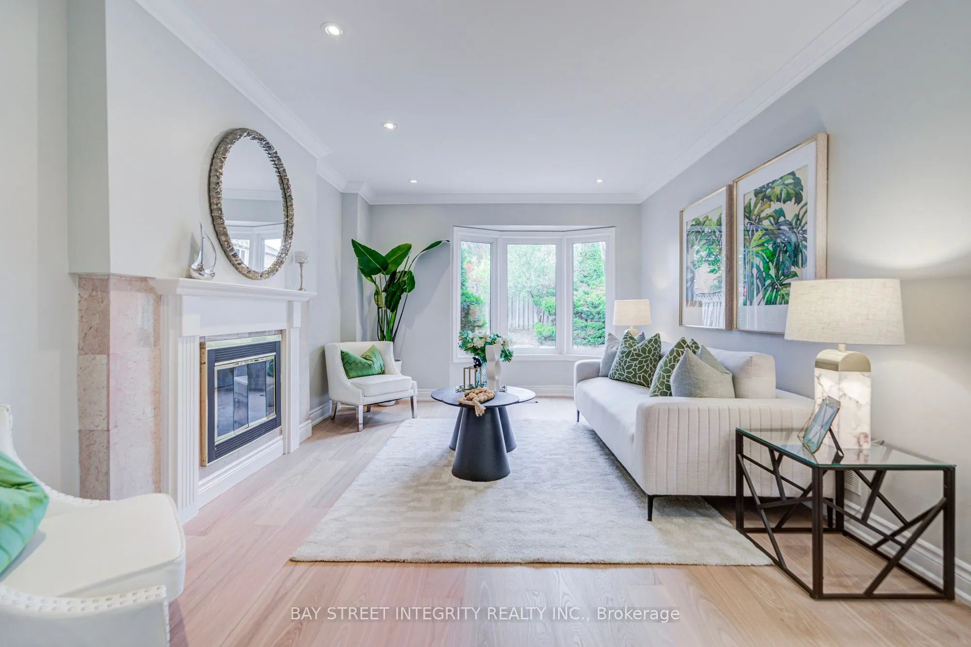 1341 Old English Lane