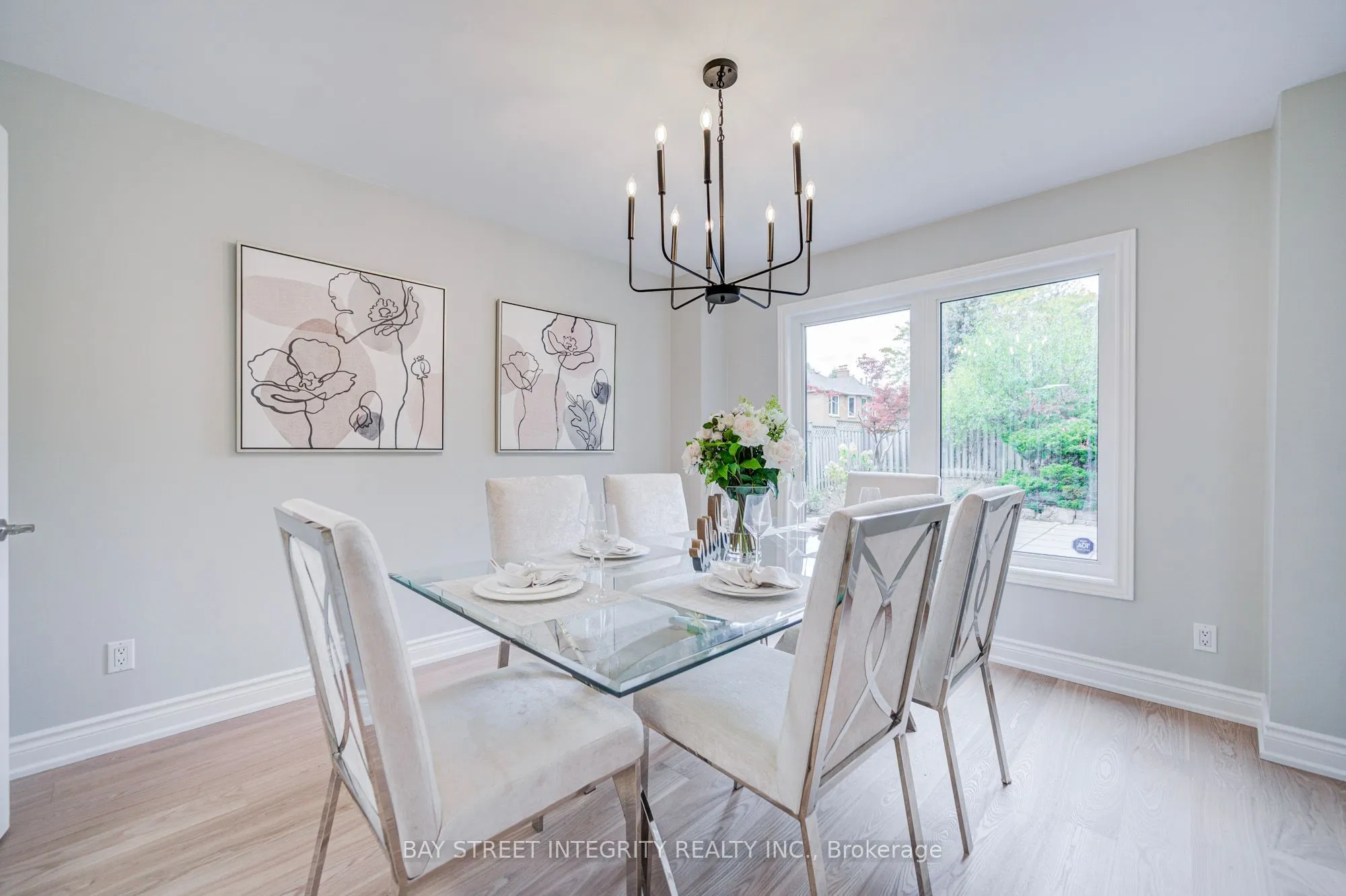 1341 Old English Lane