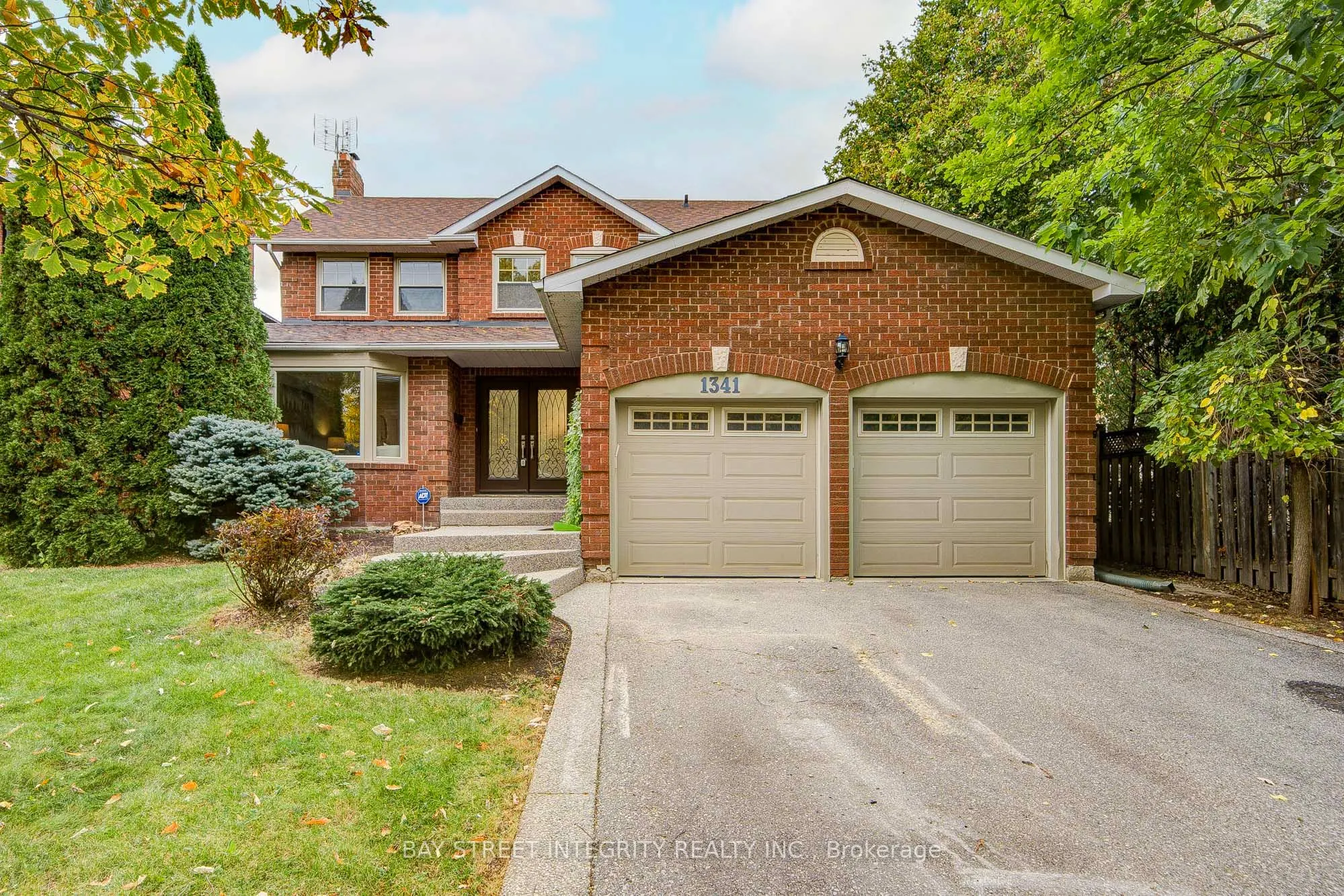 1341 Old English Lane