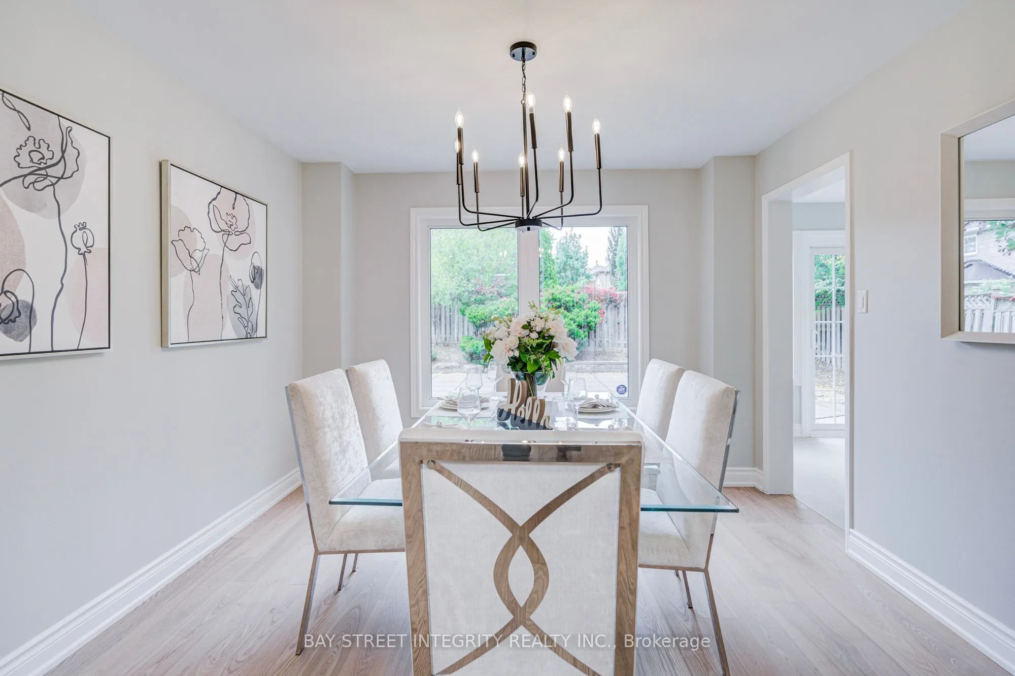 1341 Old English Lane