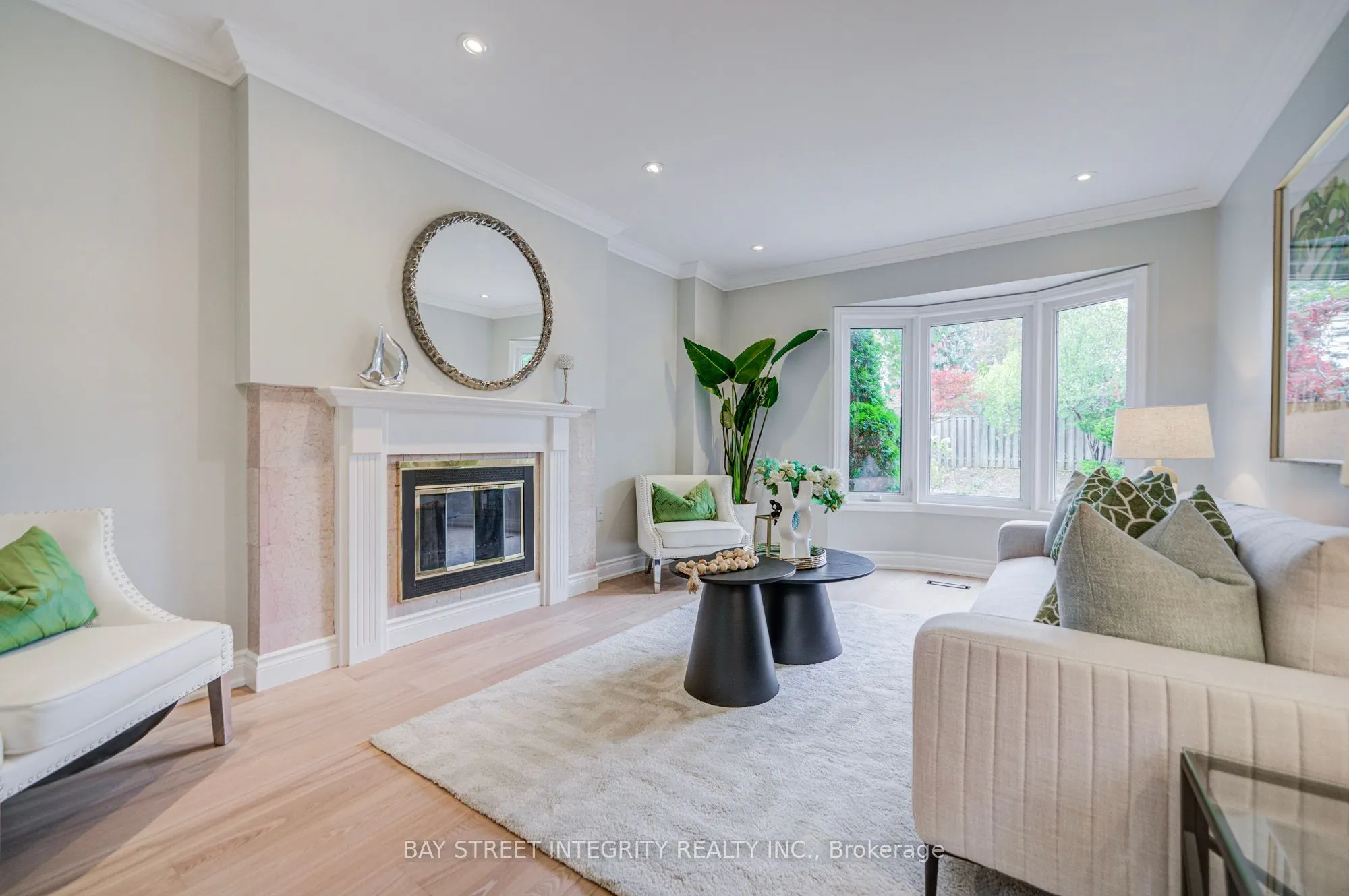 1341 Old English Lane