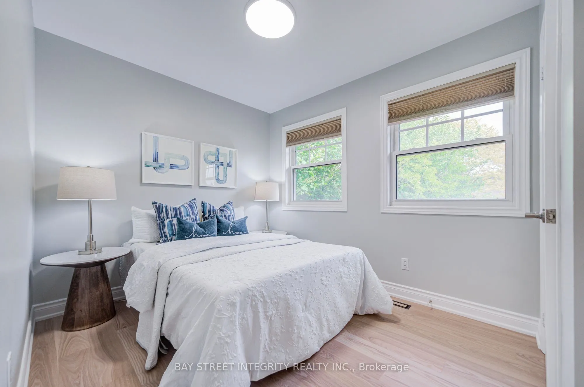 1341 Old English Lane