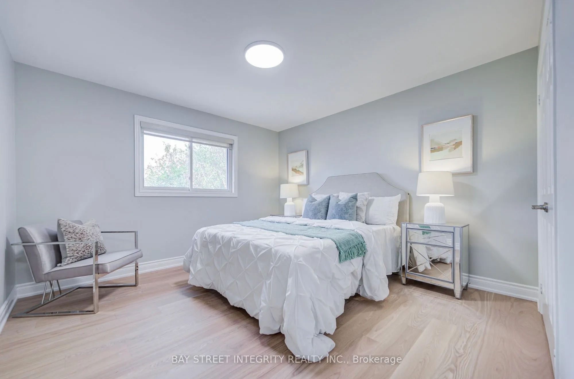 1341 Old English Lane