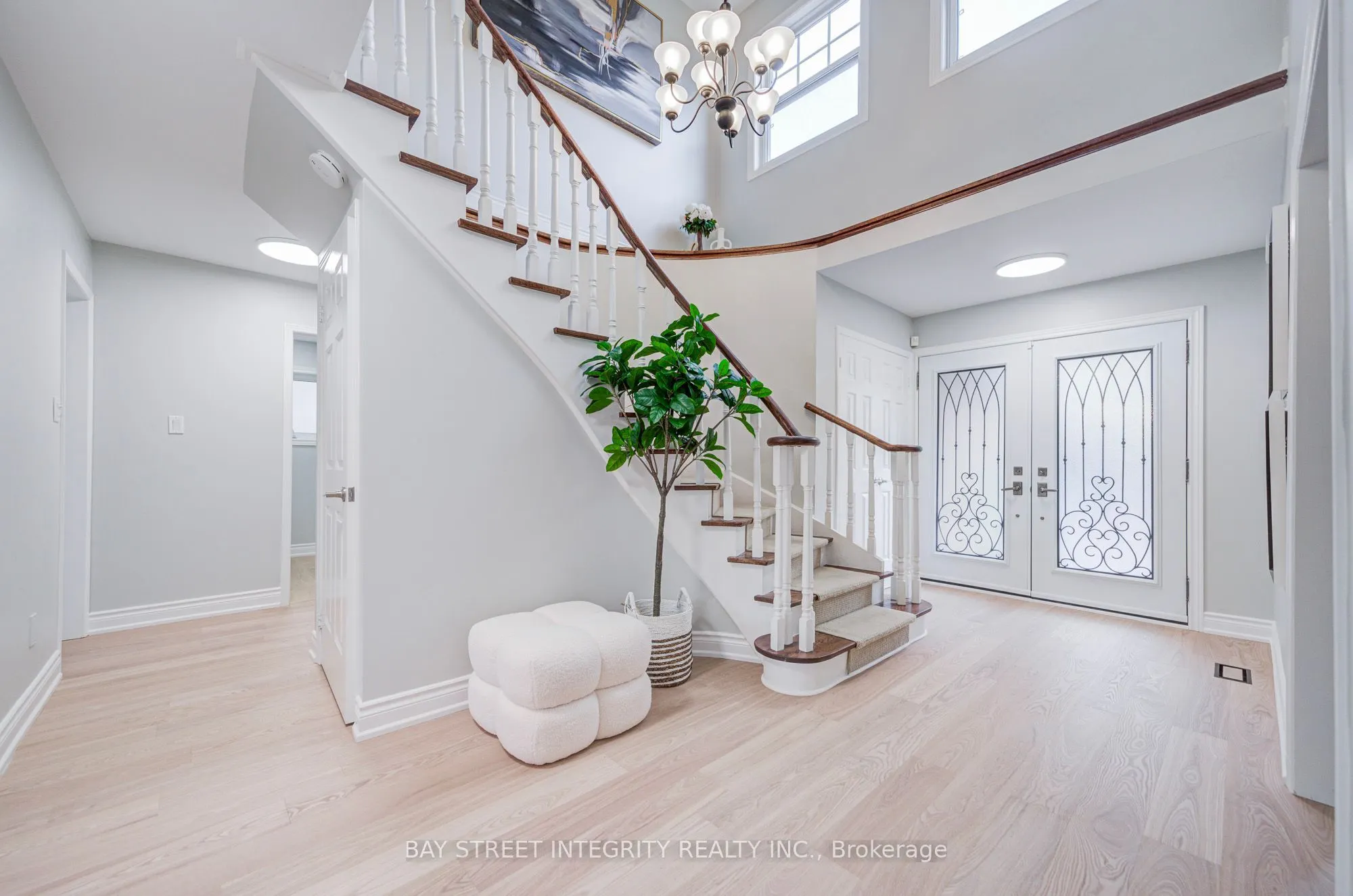 1341 Old English Lane
