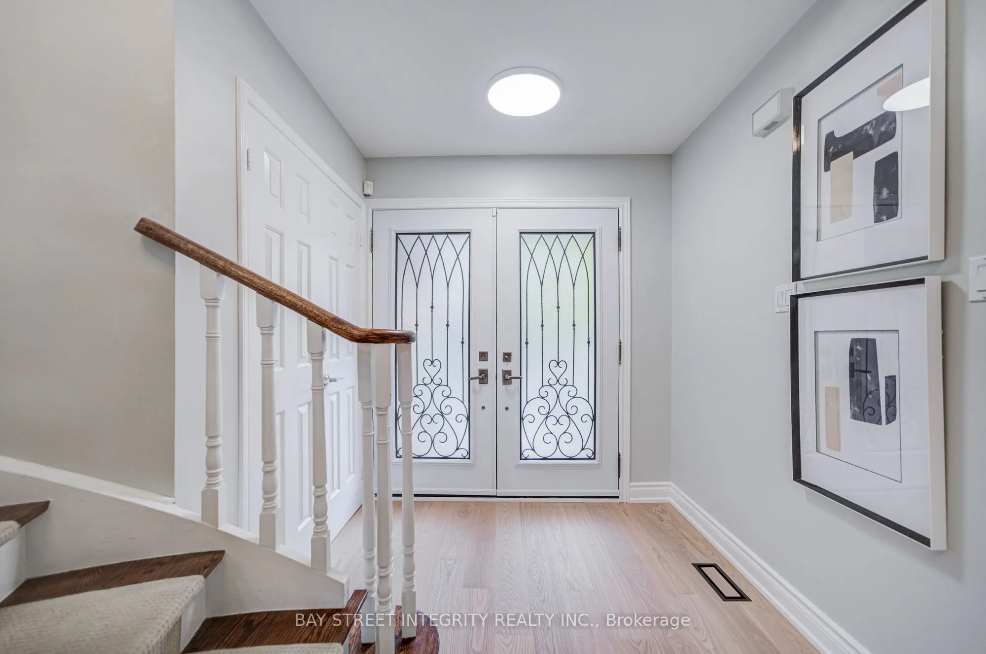 1341 Old English Lane