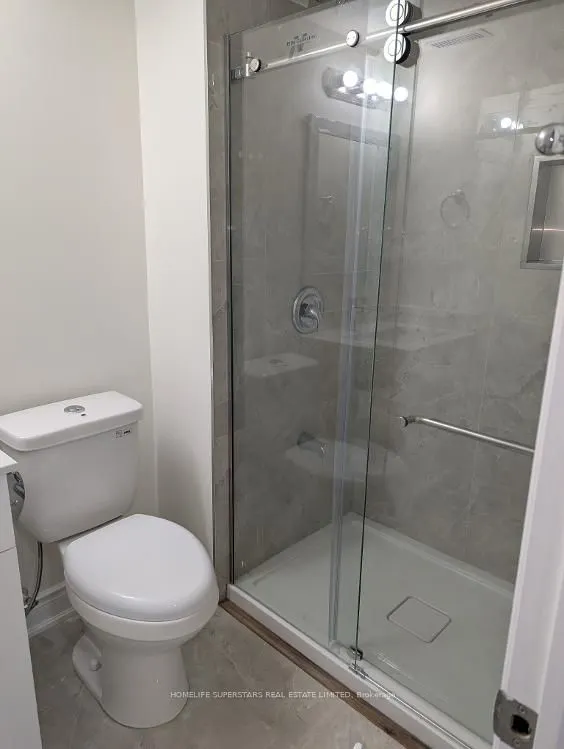 26 Glenmore Crescent #Basement Apartment