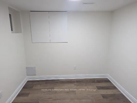 26 Glenmore Crescent #Basement Apartment