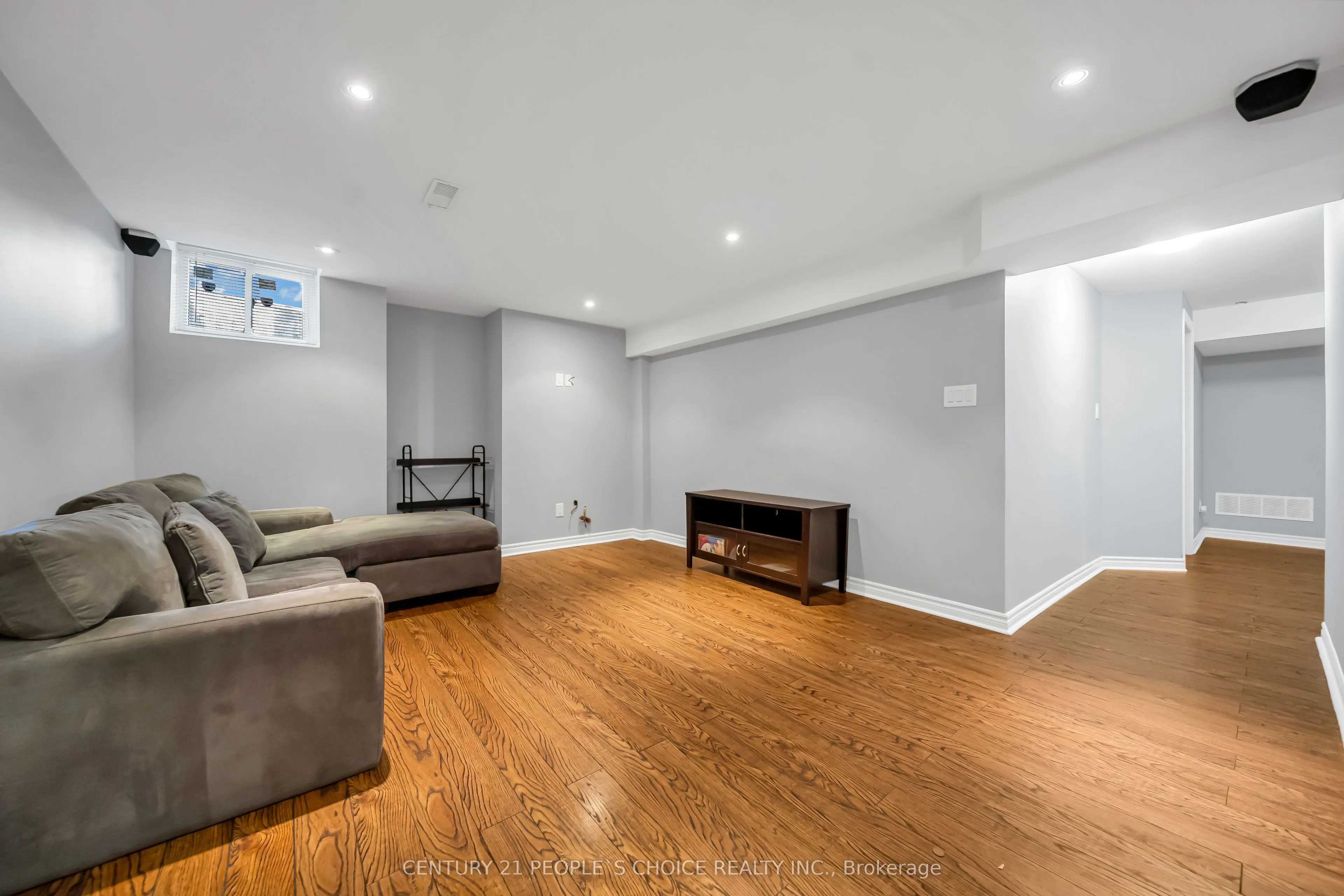 36 Humbolt Crescent