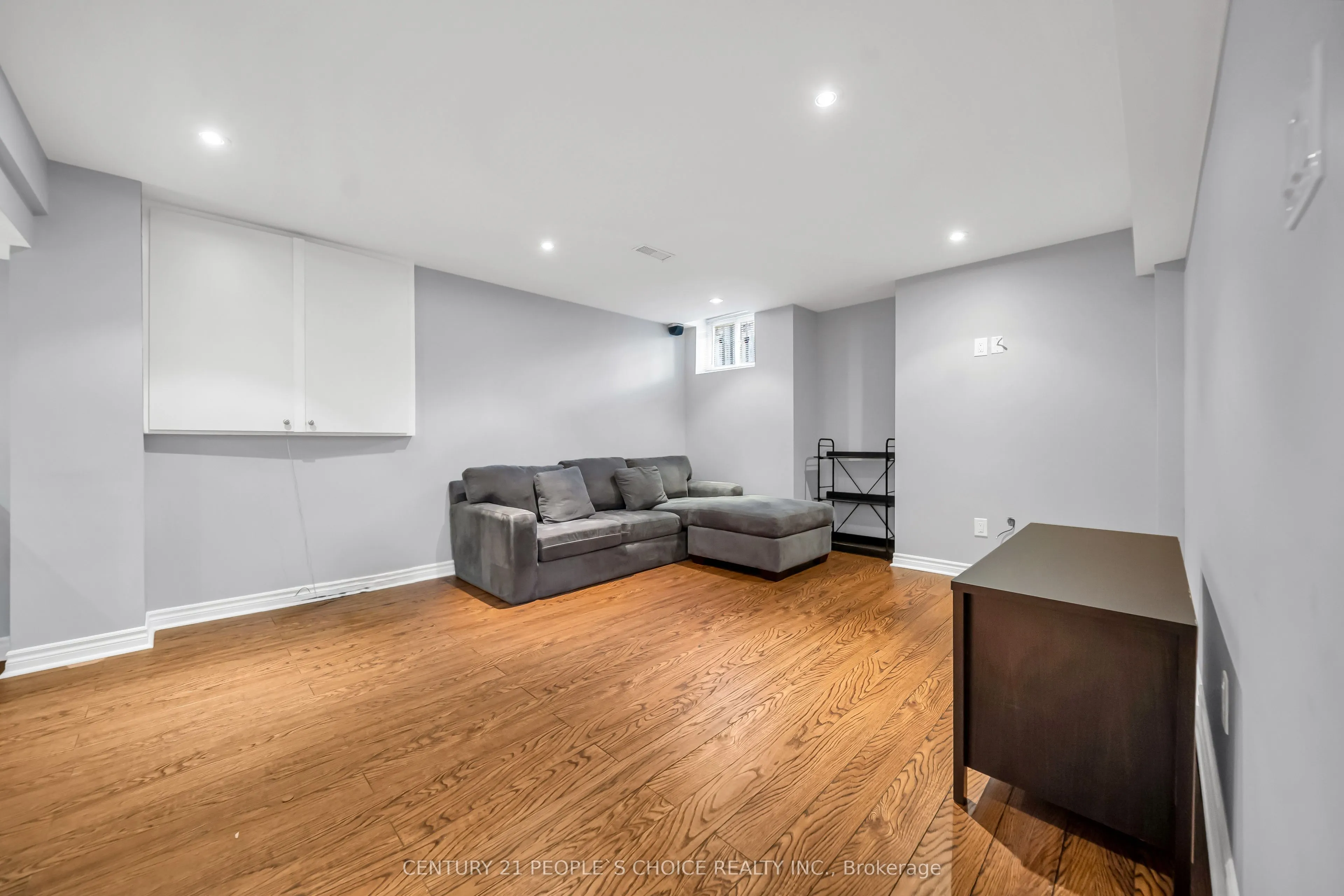 36 Humbolt Crescent