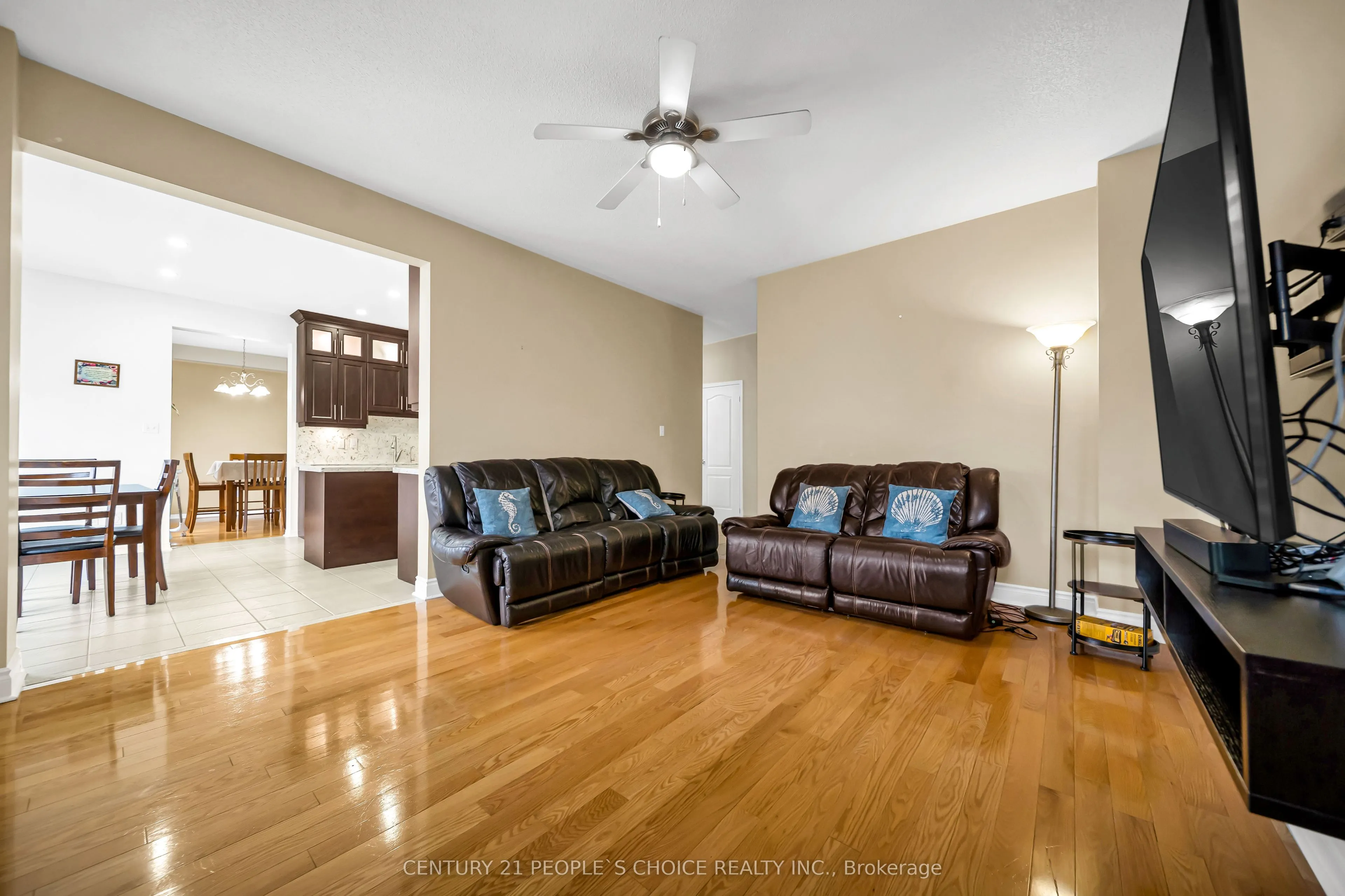 36 Humbolt Crescent