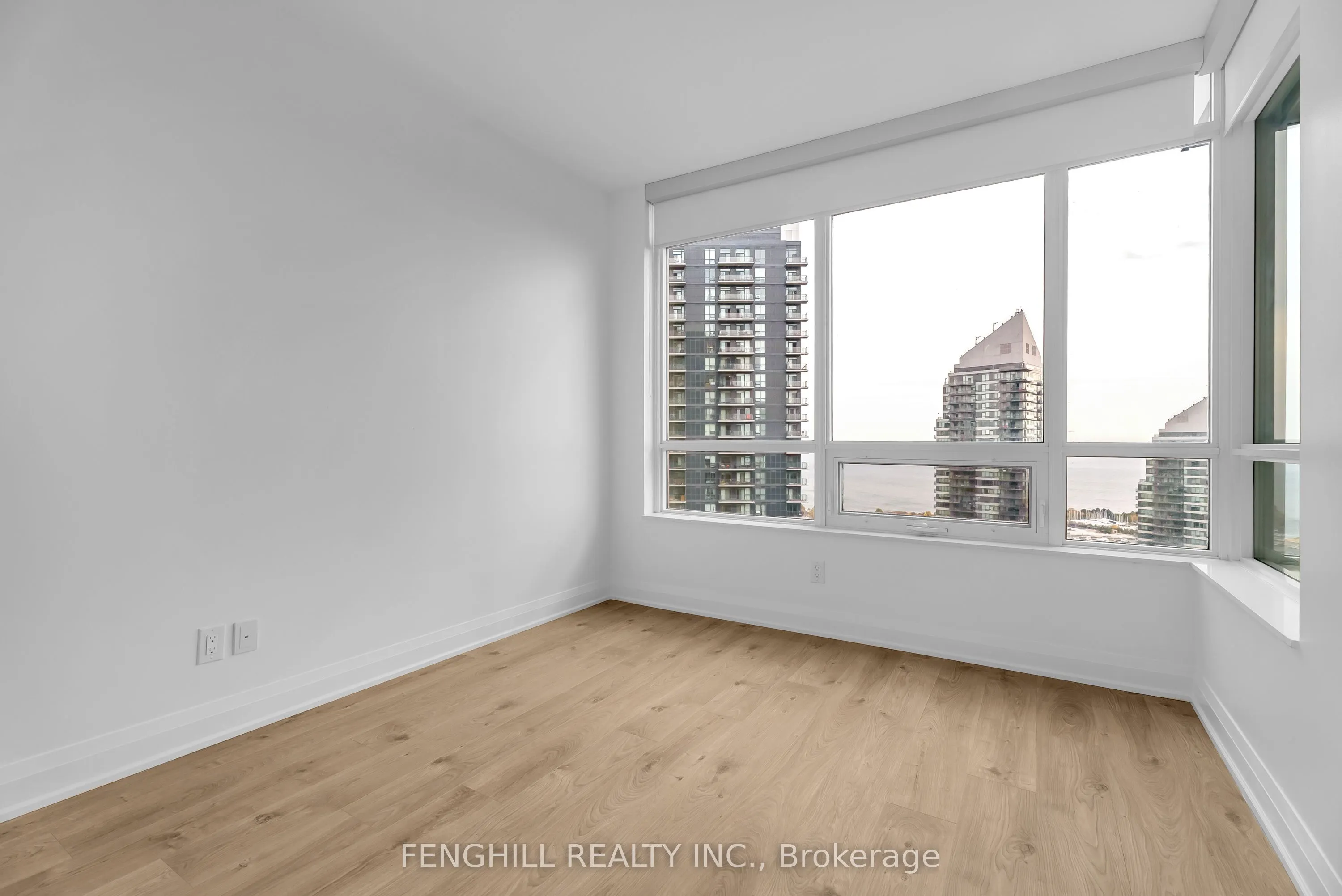 36 Park Lawn Road #3401