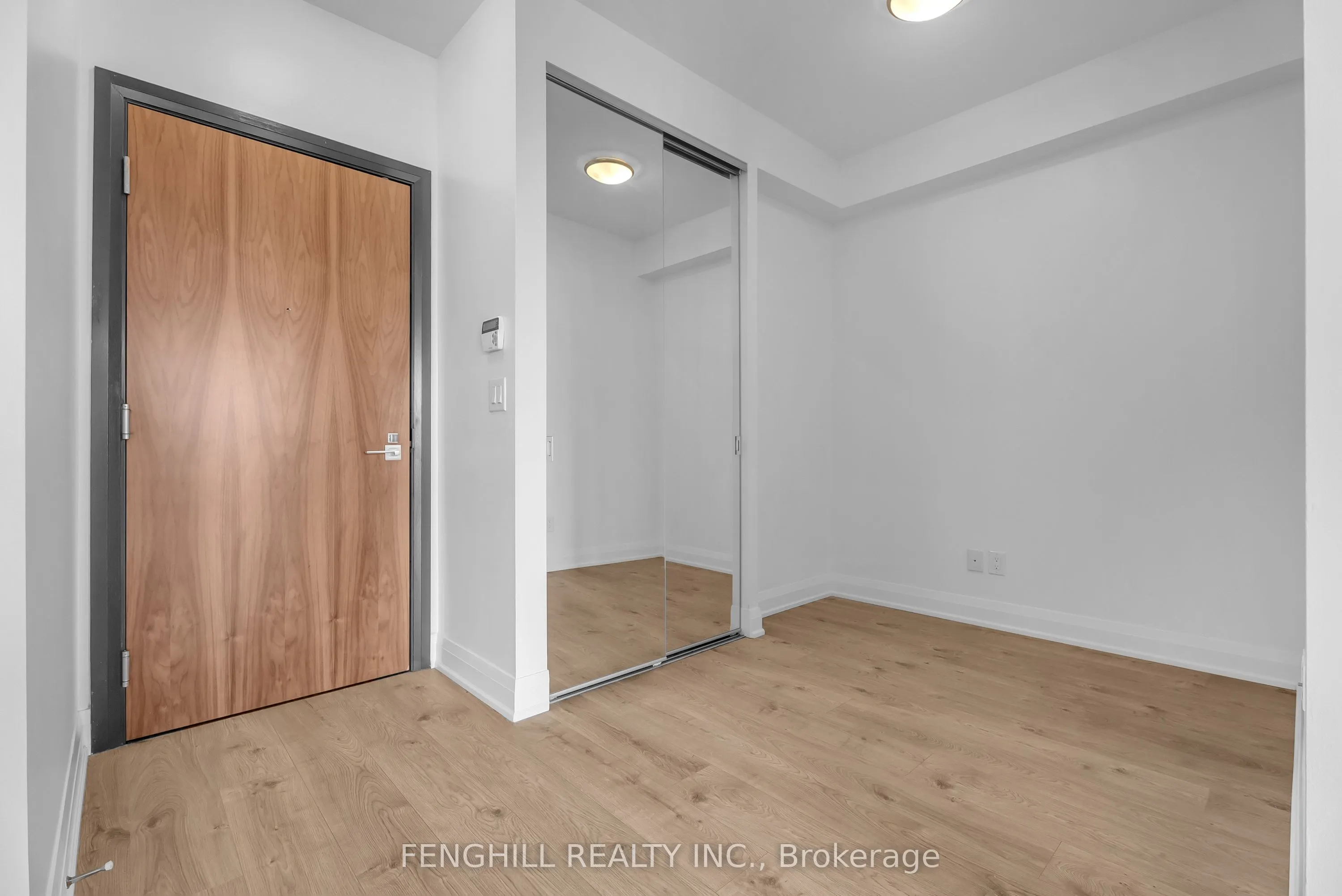 36 Park Lawn Road #3401