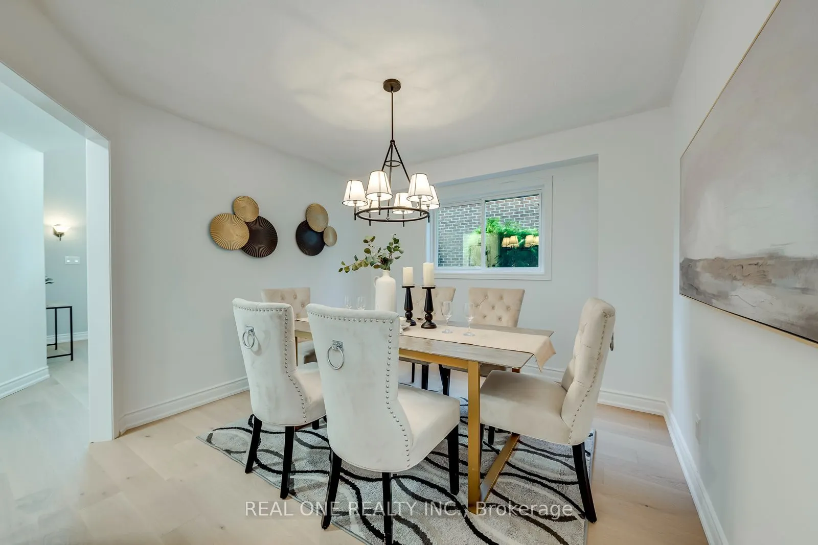 403 Parkridge Crescent