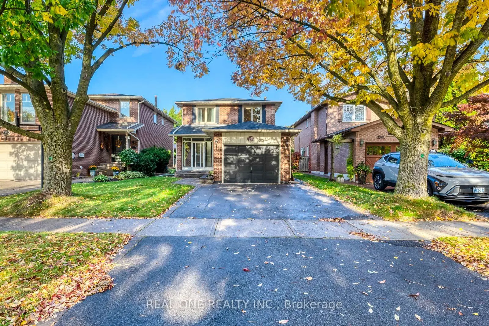403 Parkridge Crescent