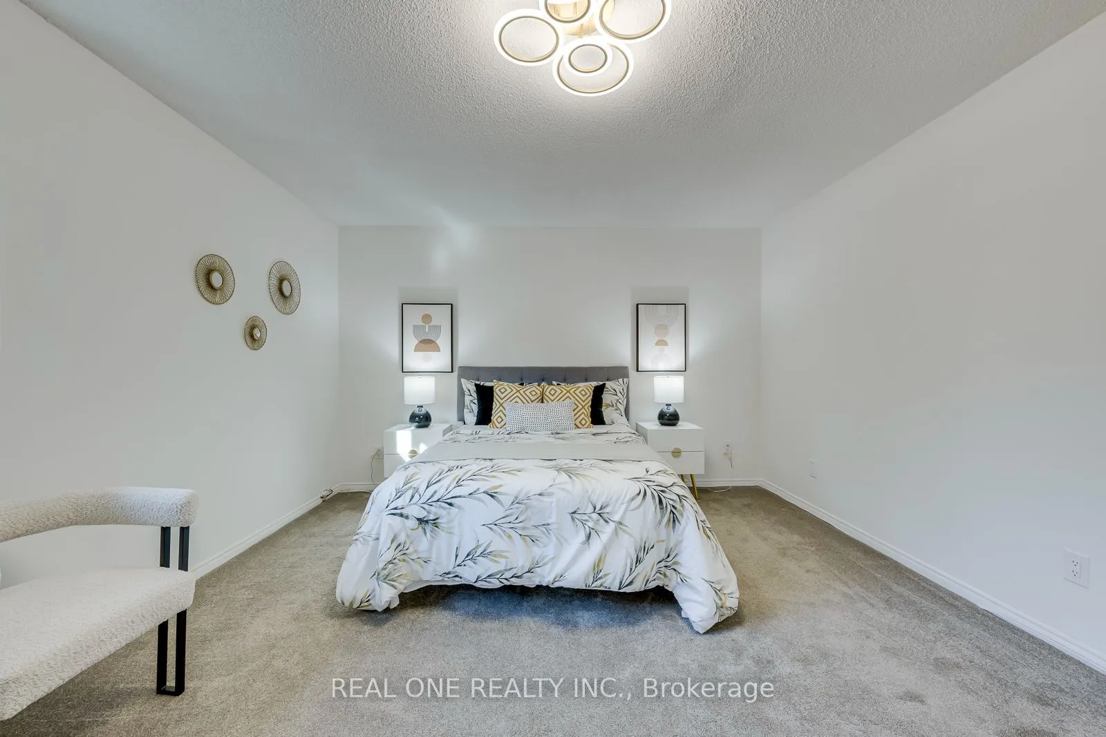403 Parkridge Crescent