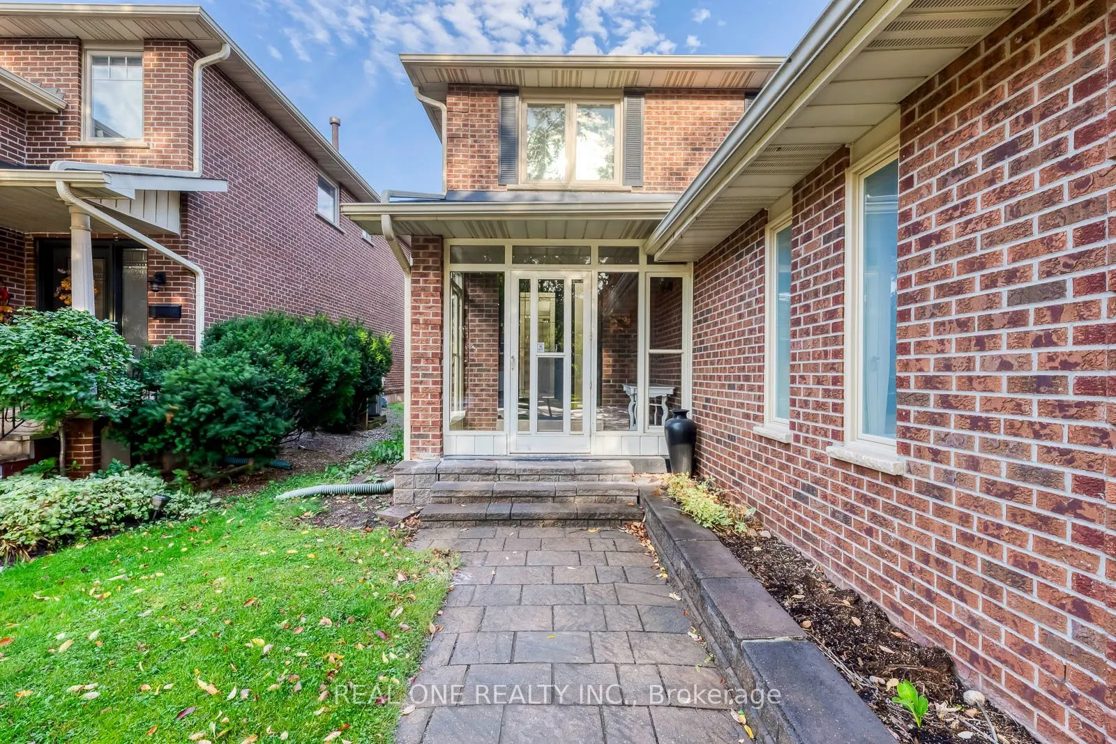403 Parkridge Crescent