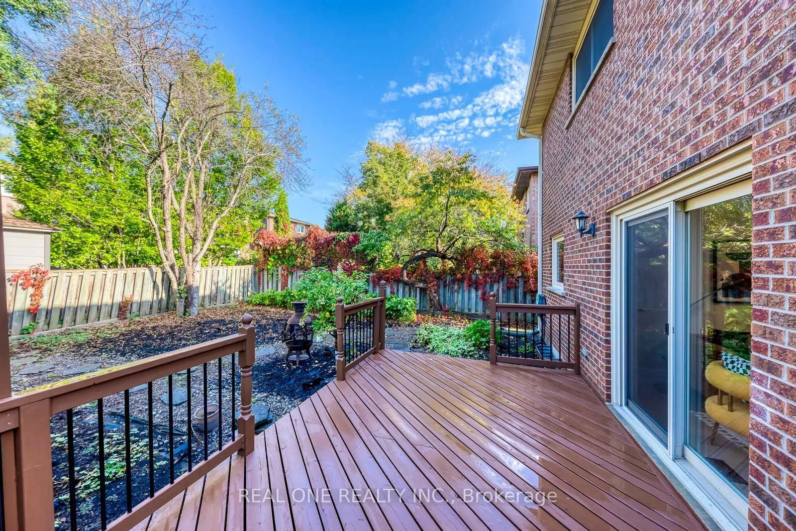 403 Parkridge Crescent
