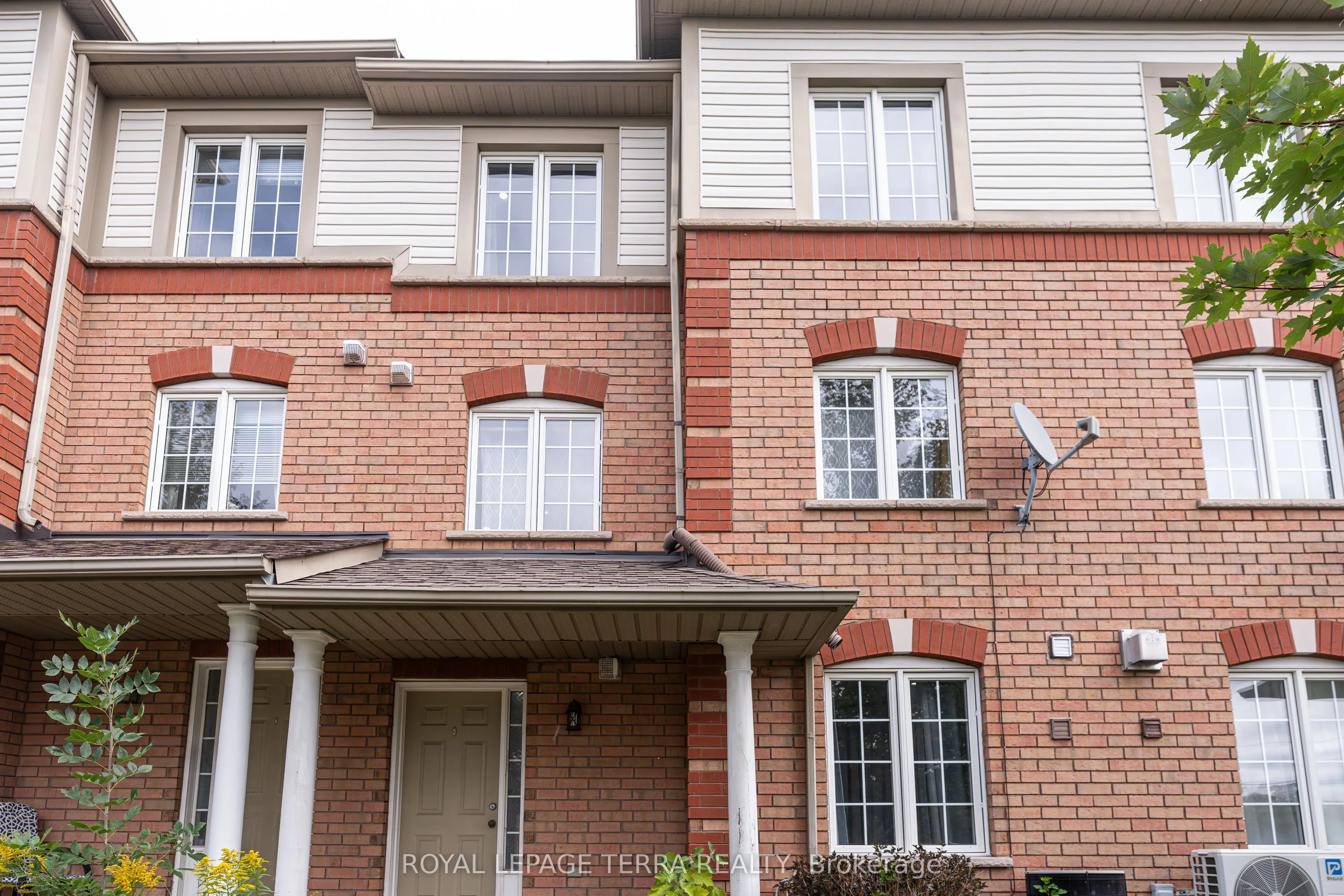 2871 Darien Road #7