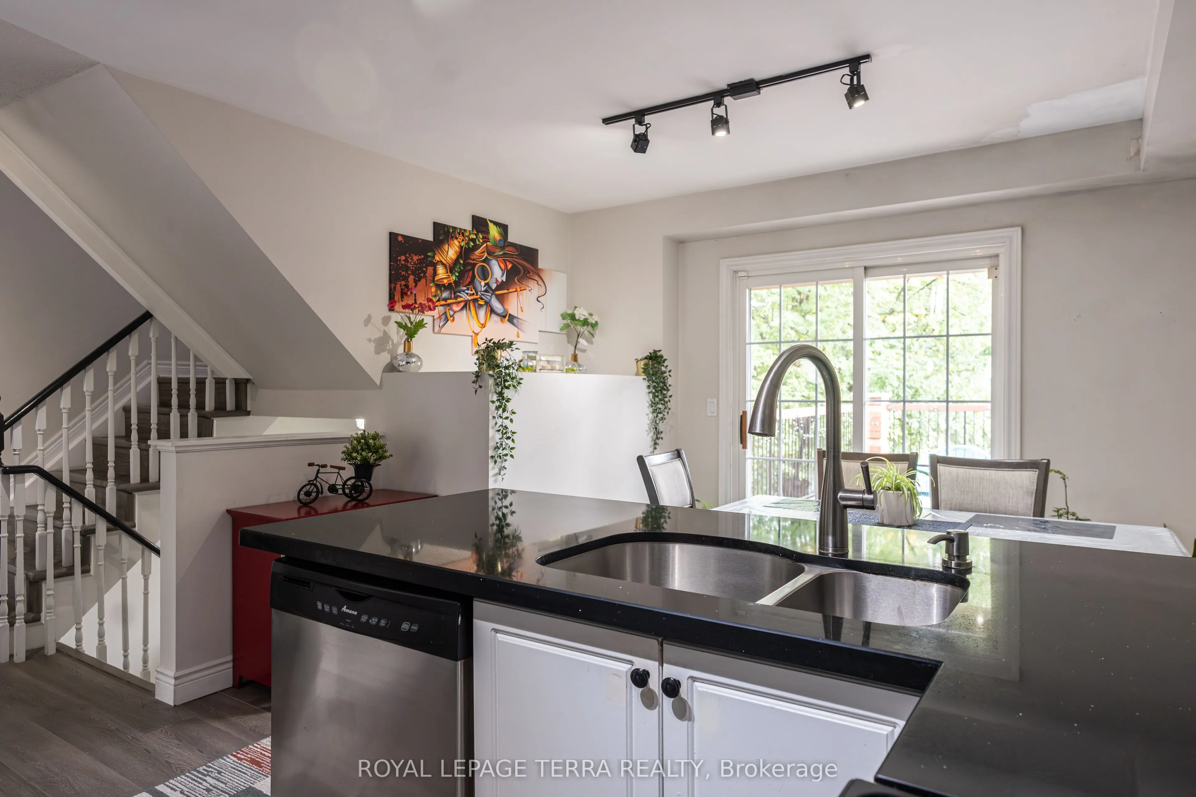 2871 Darien Road #7