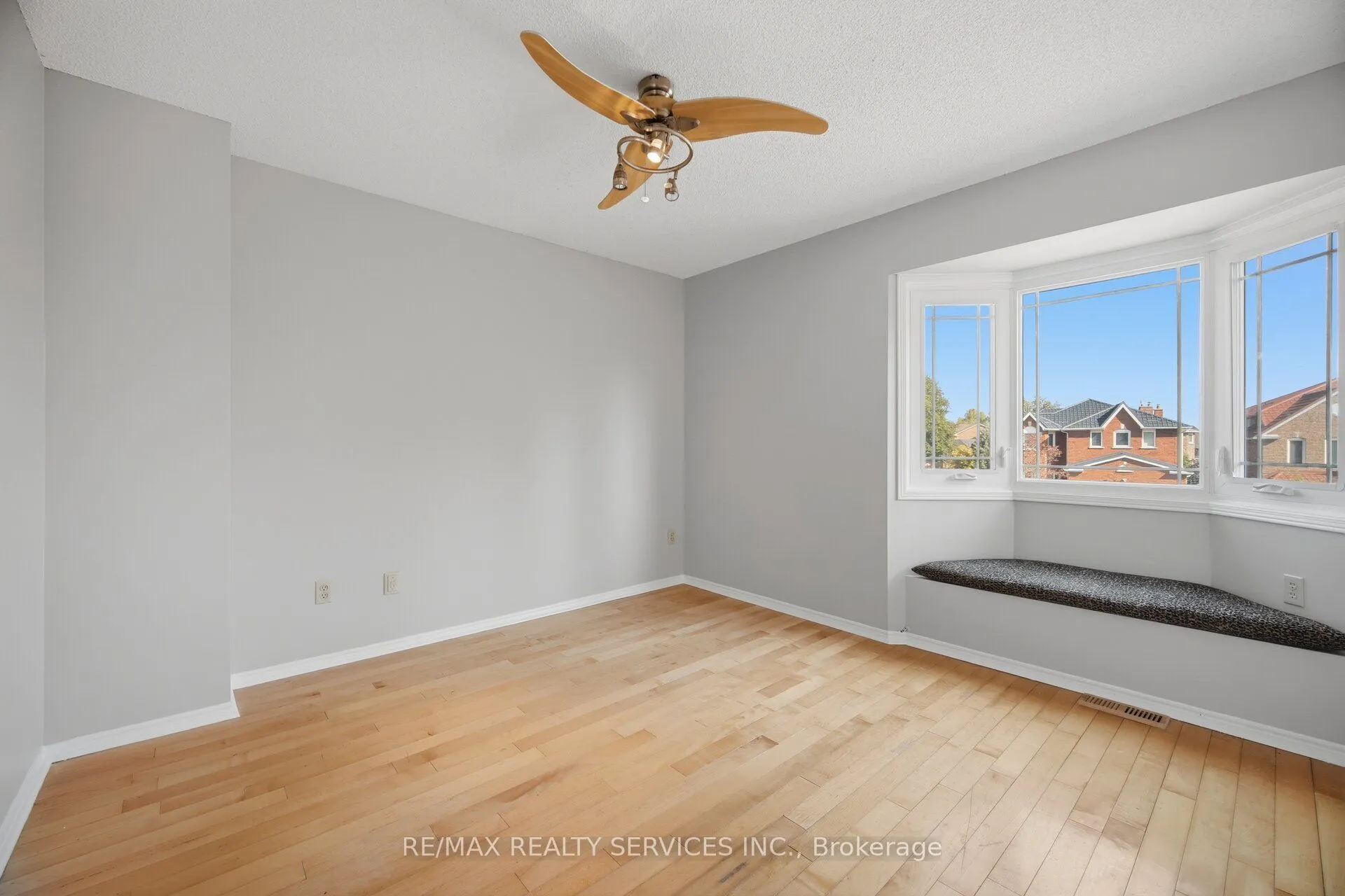 8 Gardenia Way