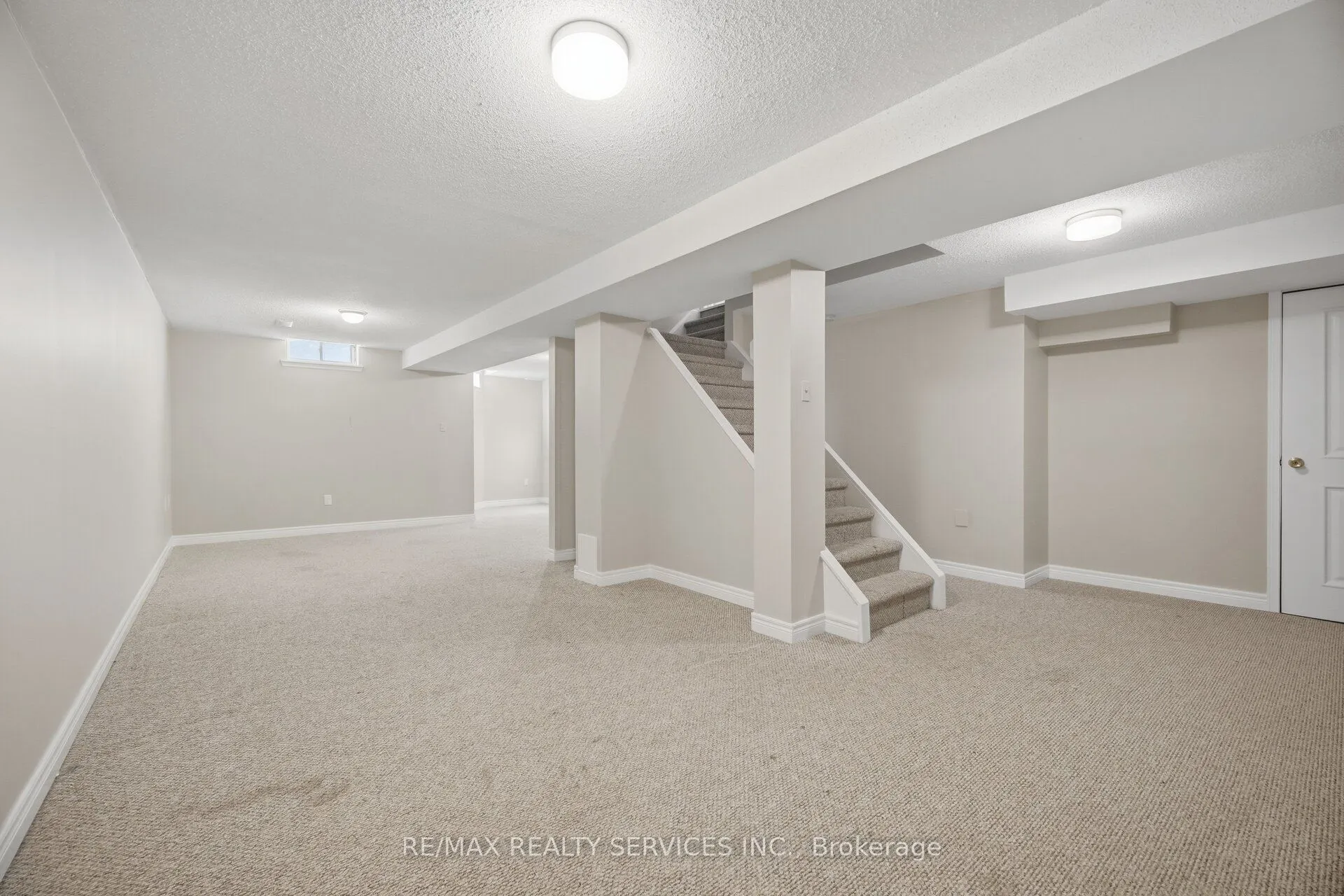 8 Gardenia Way