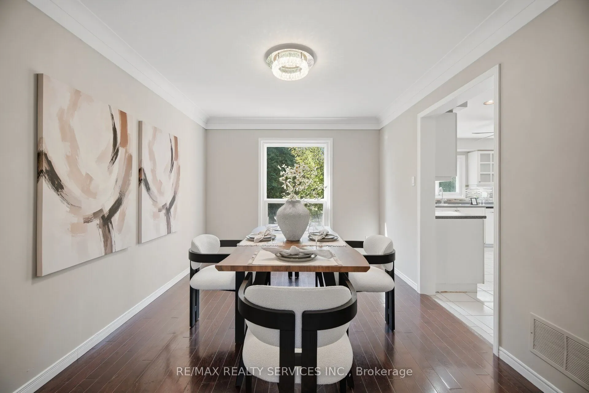 8 Gardenia Way
