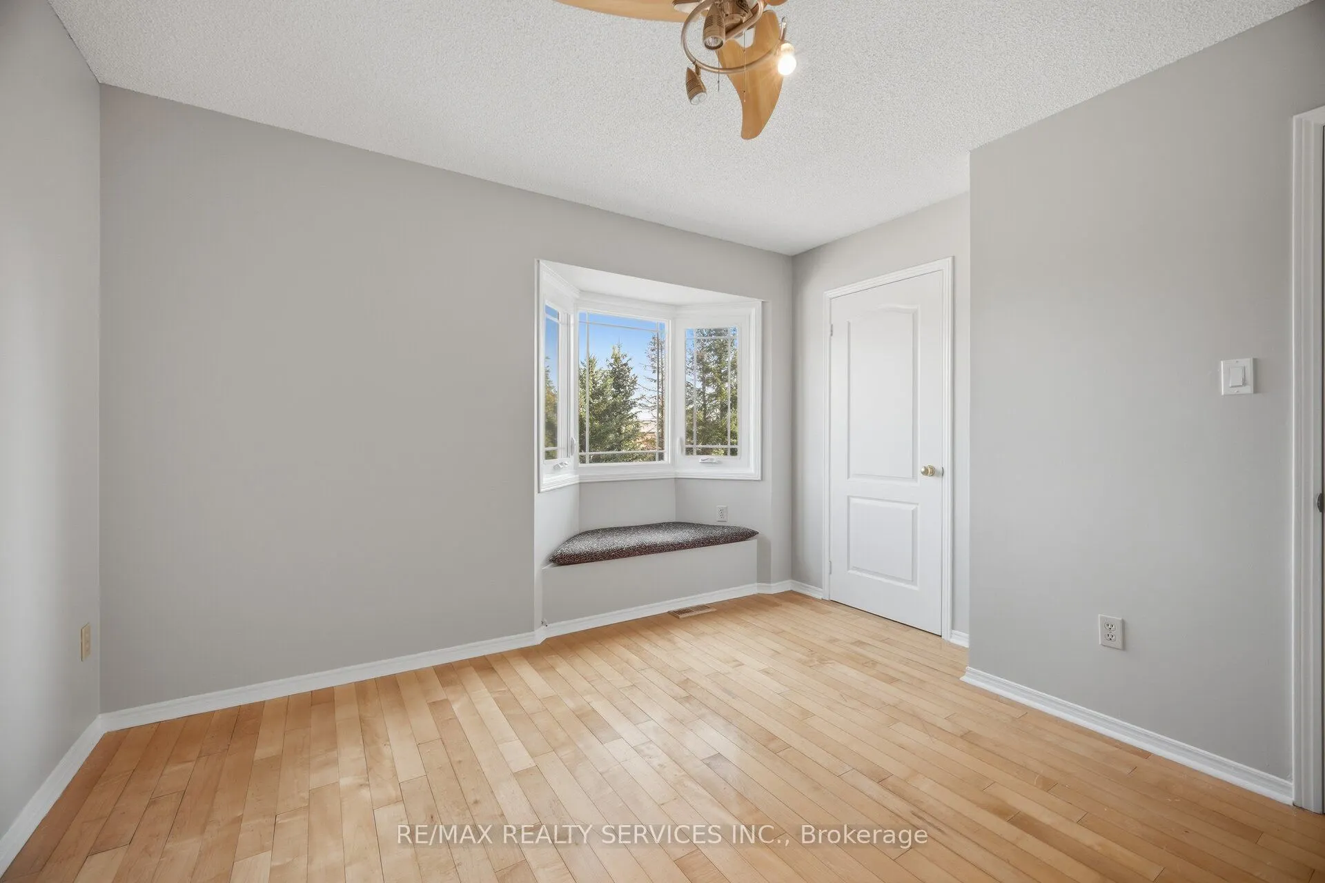 8 Gardenia Way