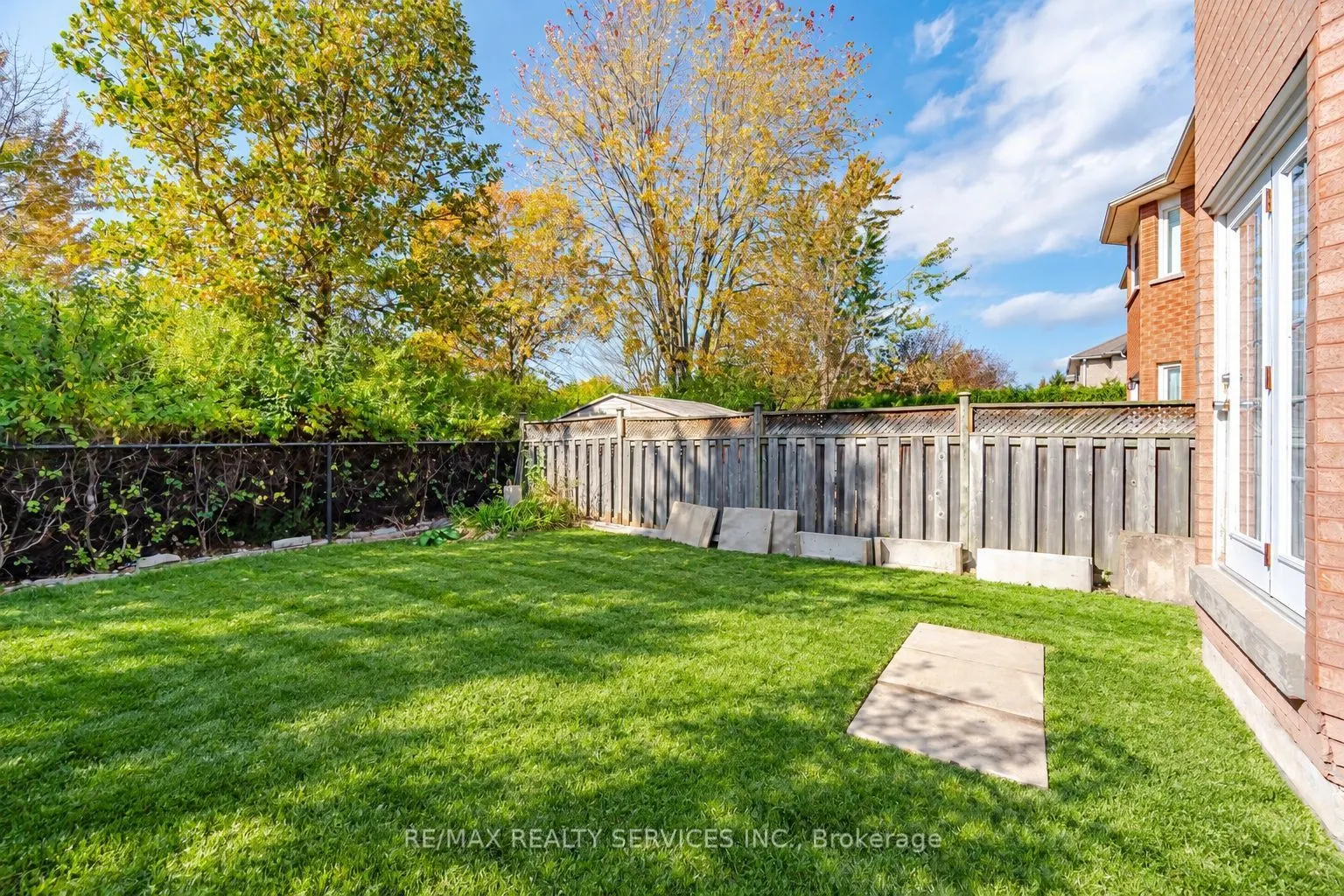 8 Gardenia Way