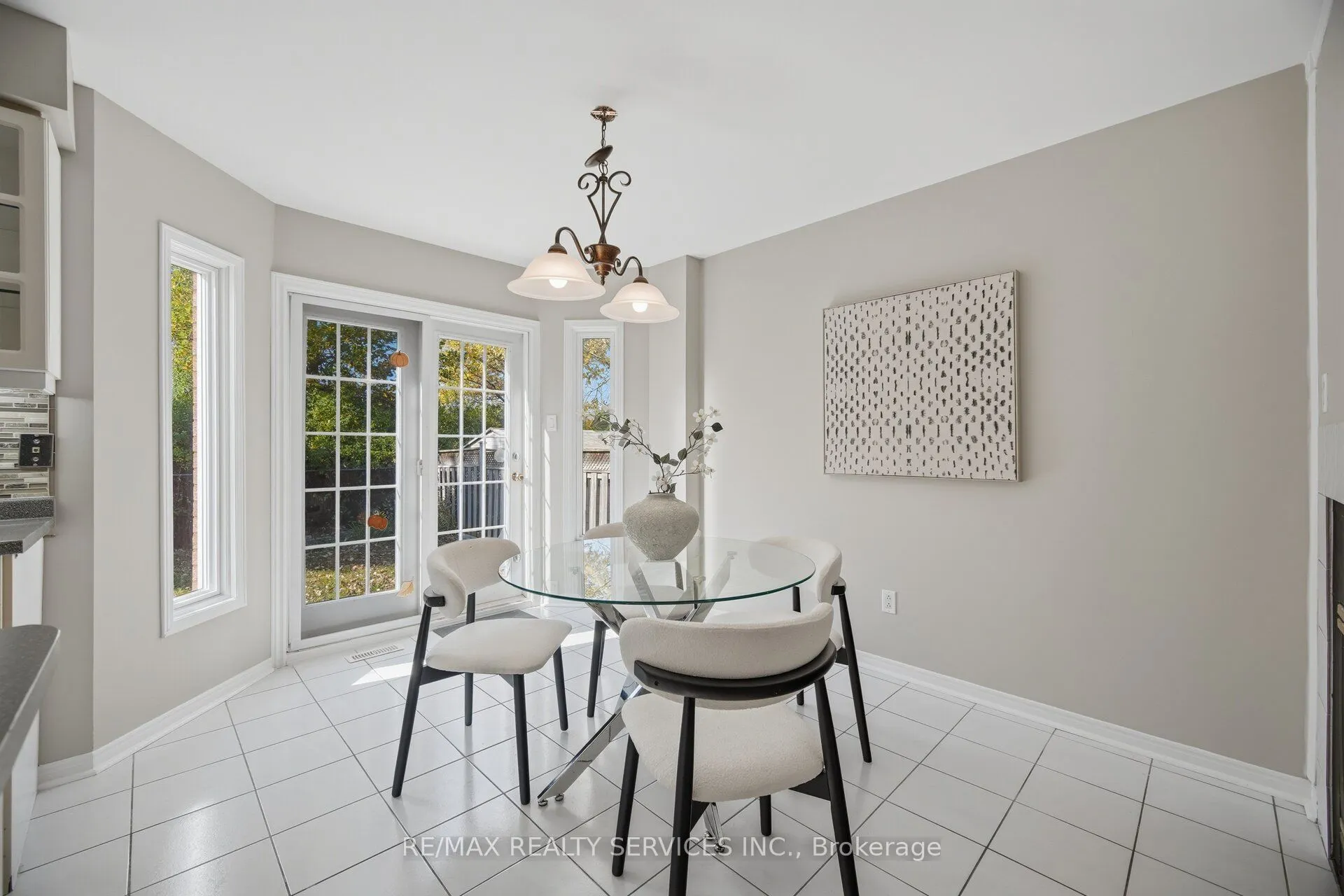 8 Gardenia Way