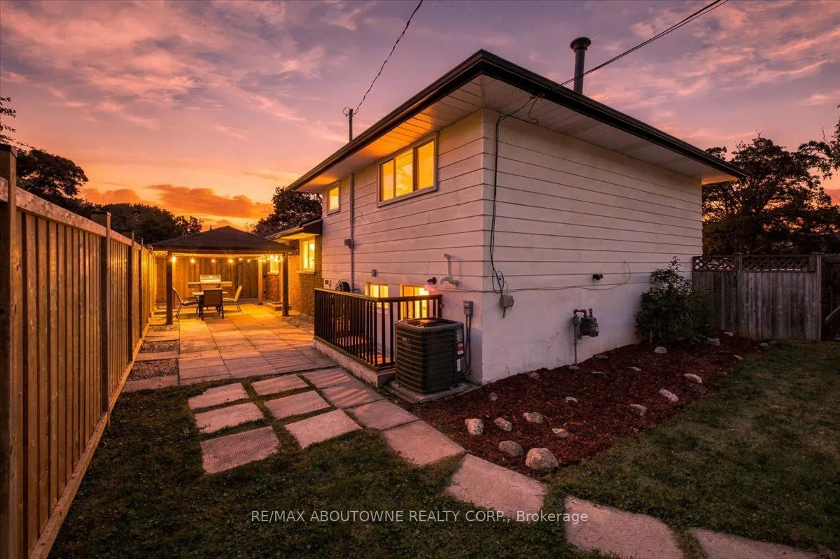 340 Duncombe Drive