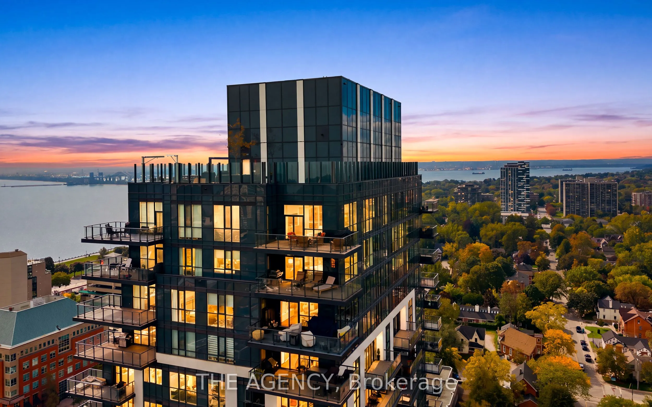 2007 James Street #2201