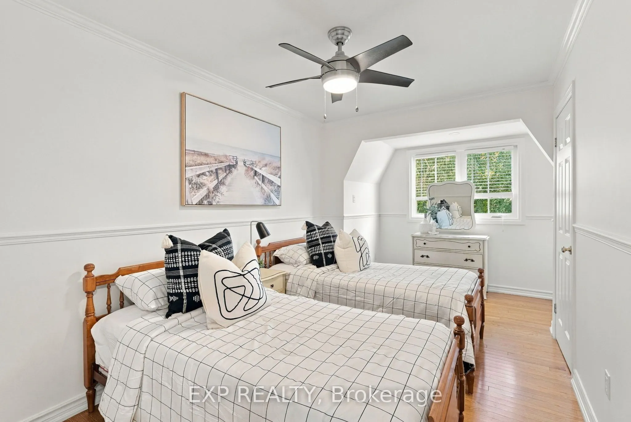 491 Tipperton Crescent